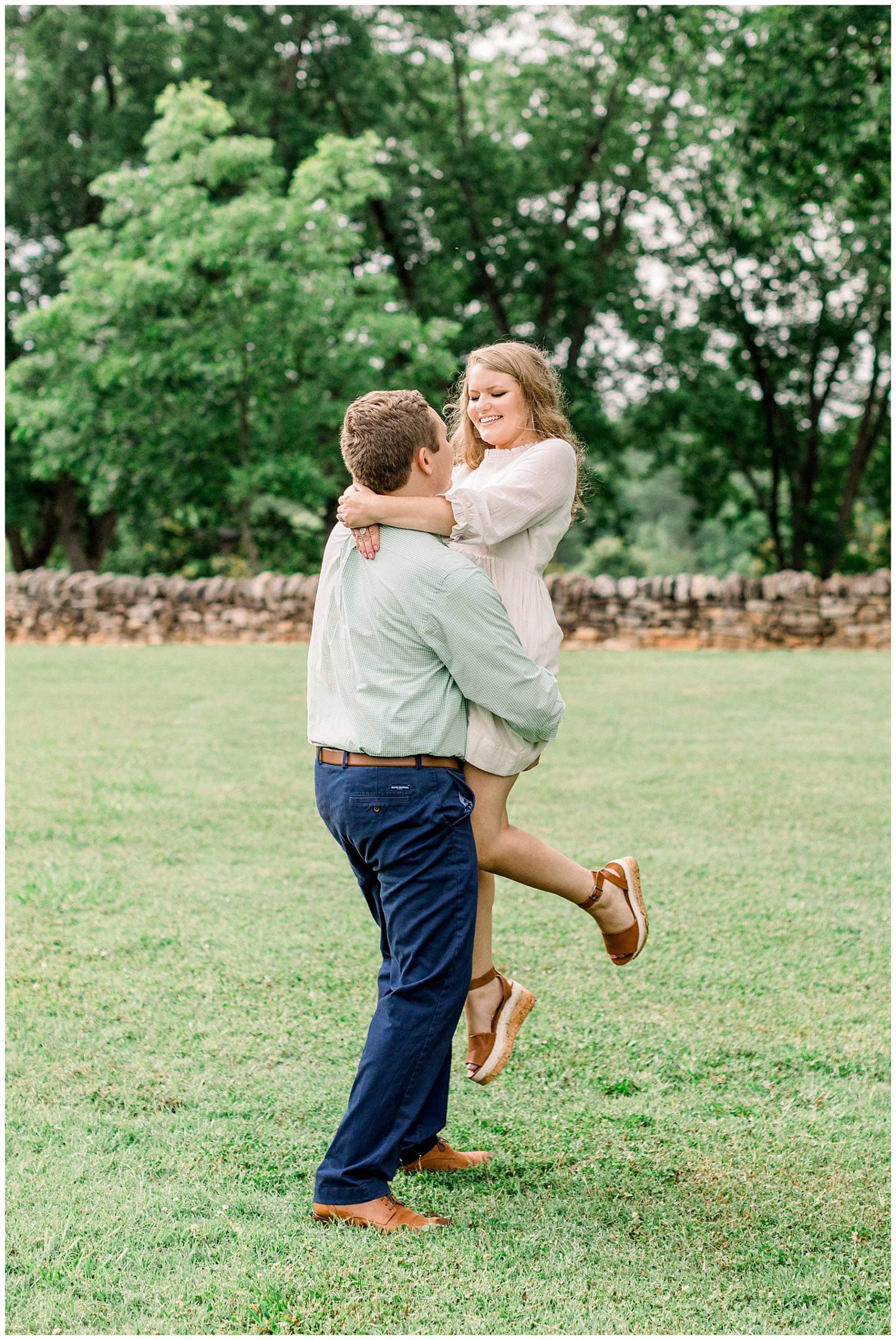 Rainy Engagement Session - Raleigh NC Engagement Session - Wake Forest Engagement Session - Tiffany L Johnson Photography_0045.jpg
