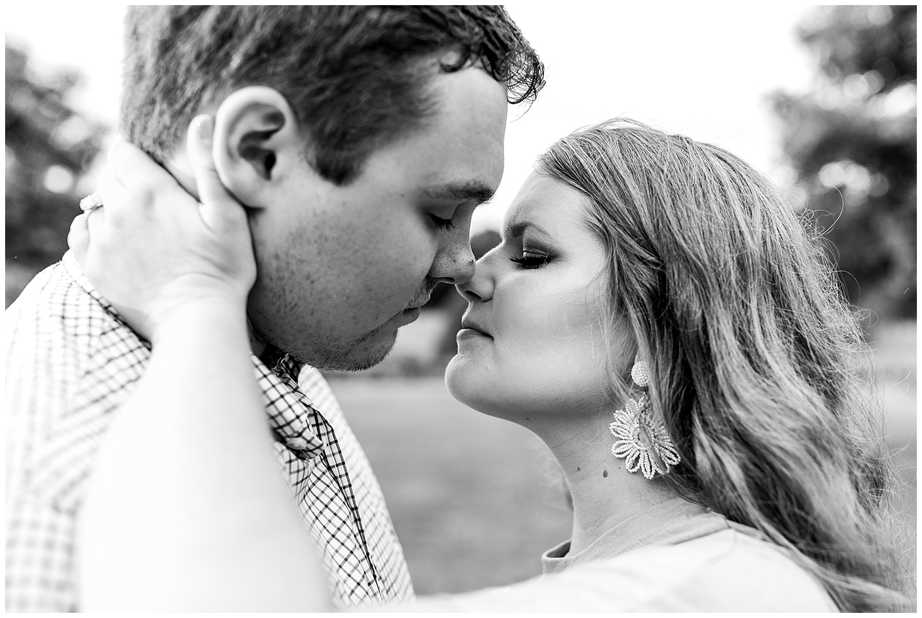 Rainy Engagement Session - Raleigh NC Engagement Session - Wake Forest Engagement Session - Tiffany L Johnson Photography_0064.jpg