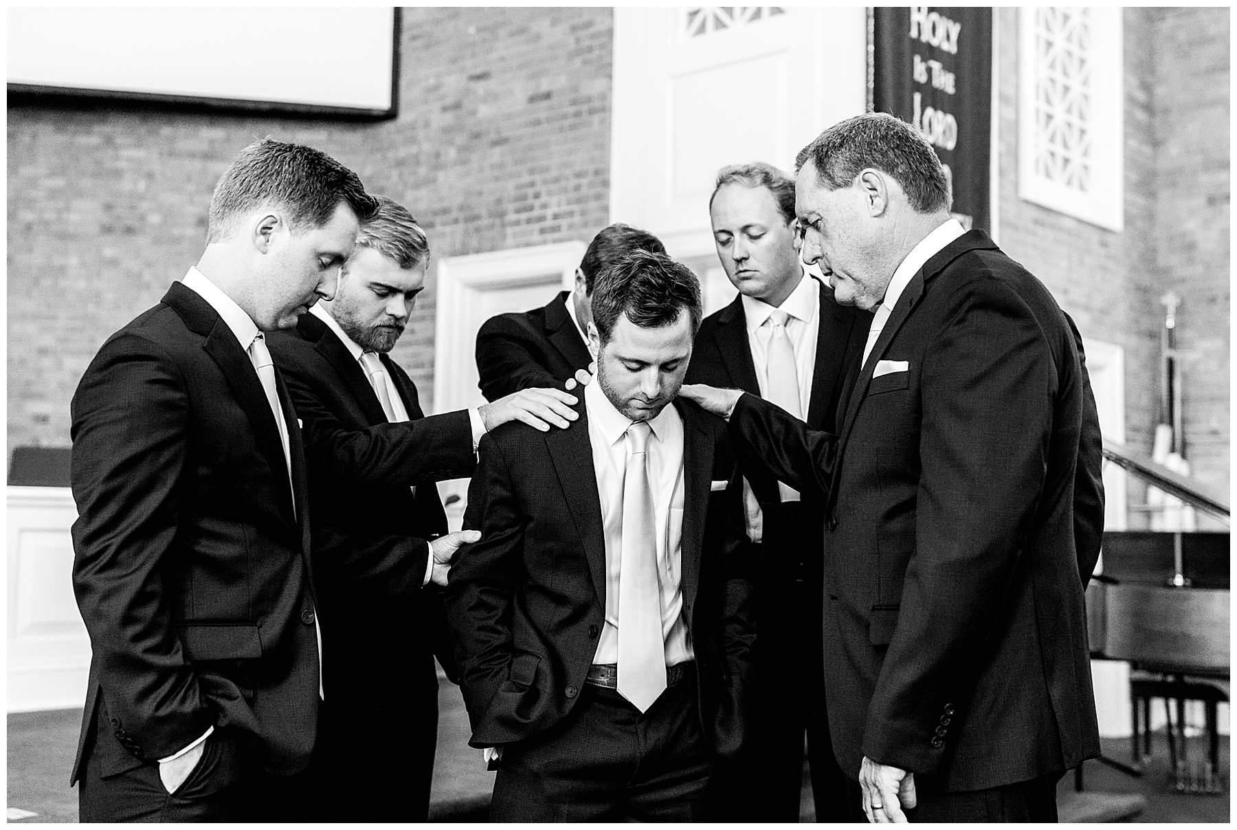 Rocky Mount Wedding Photographer - Sunset Ave Wedding - Tiffany L Johnson Photography_0069.jpg