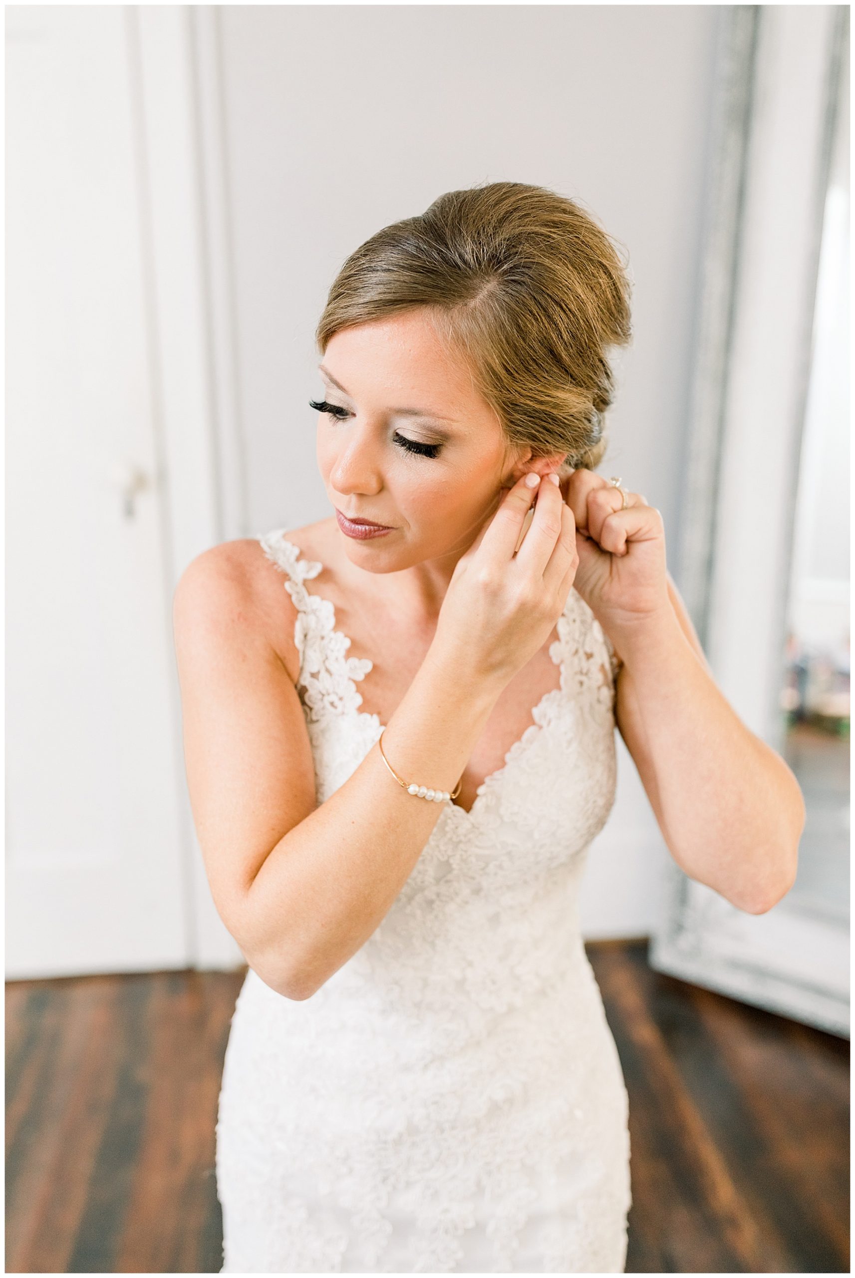 Leslie Alford Mims House Wedding Day - Mims House - Tiffany L Johnson Photography - Holly Springs Wedding_0028.jpg