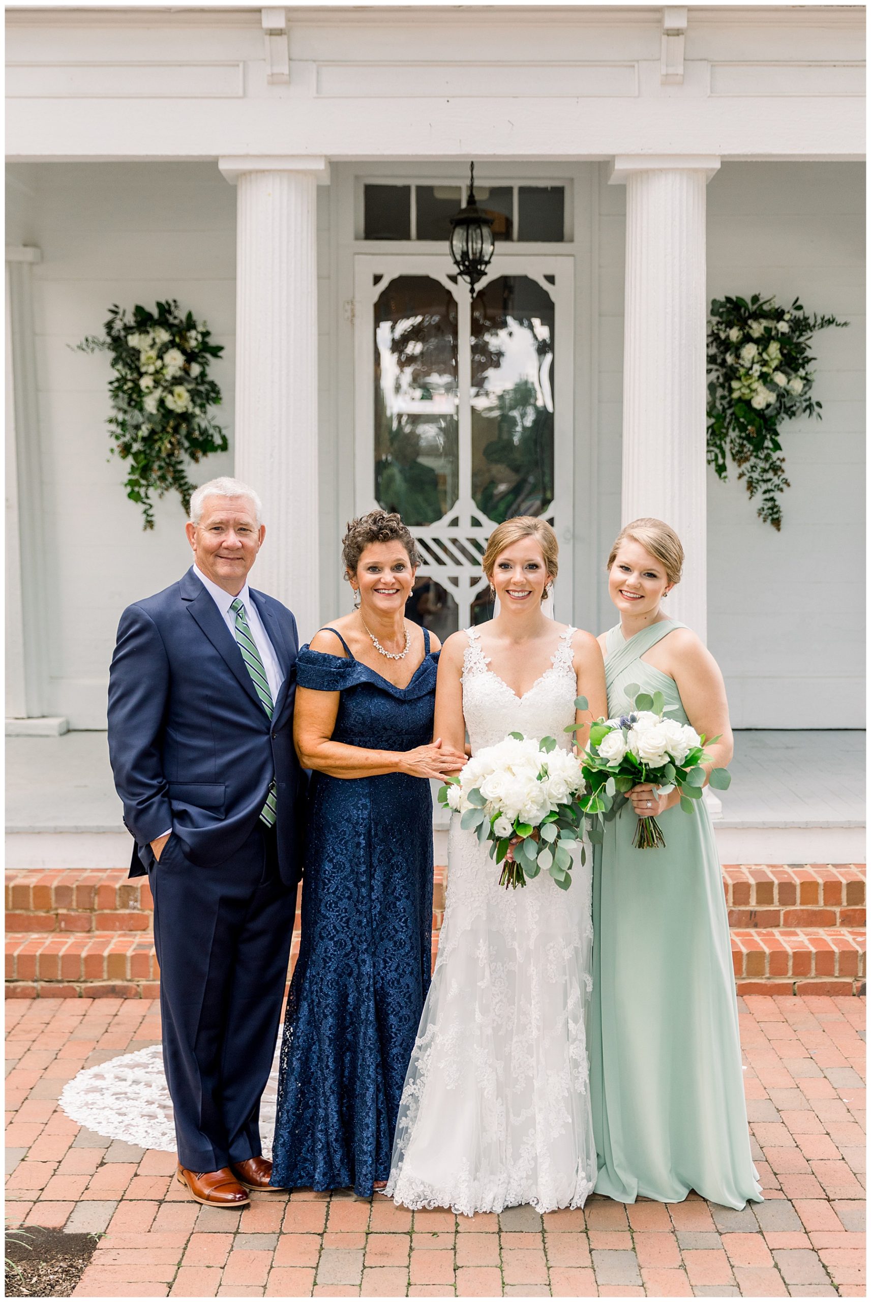 Leslie Alford Mims House Wedding Day - Mims House - Tiffany L Johnson Photography - Holly Springs Wedding_0038.jpg