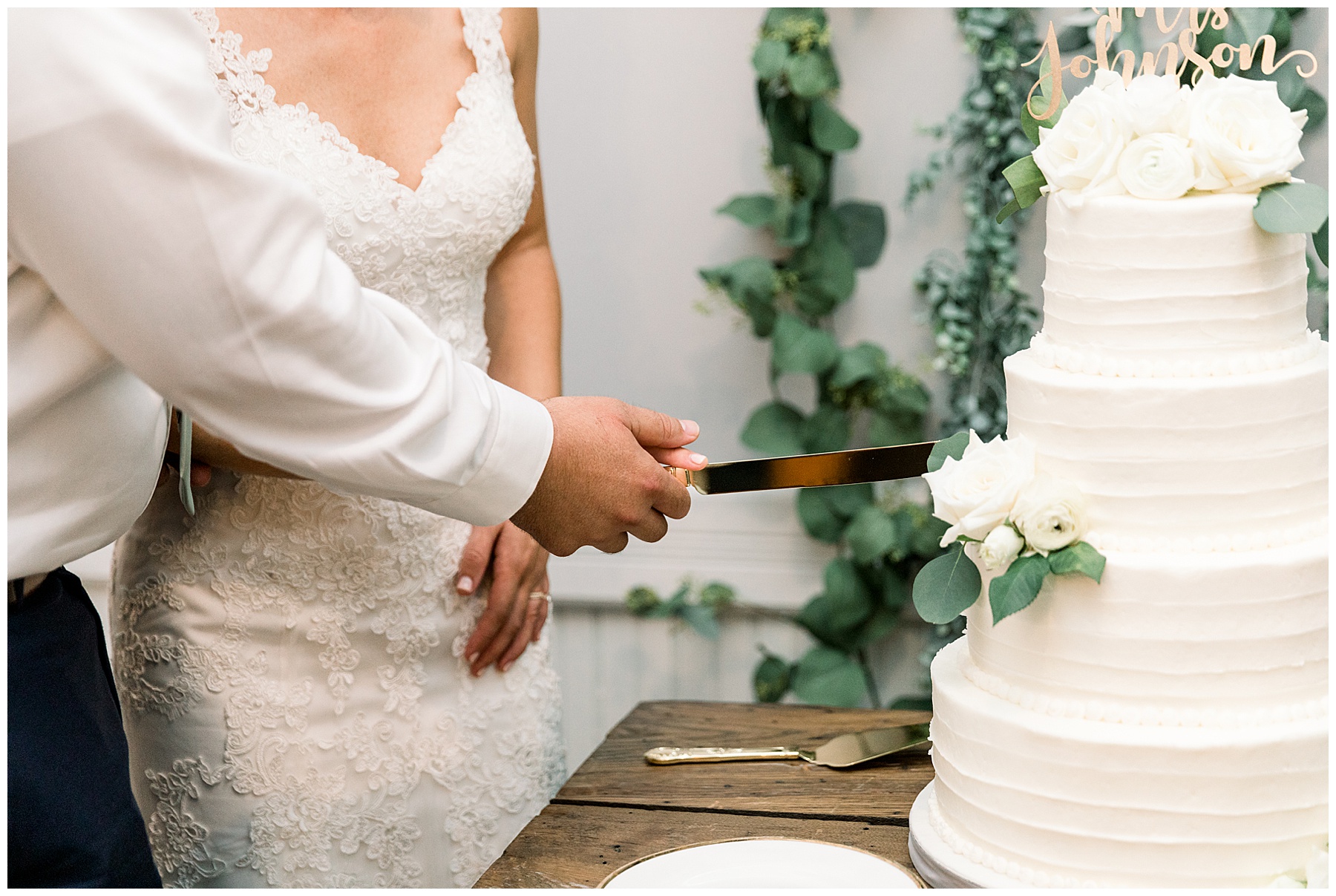 Leslie Alford Mims House Wedding Day - Mims House - Tiffany L Johnson Photography - Holly Springs Wedding_0089.jpg