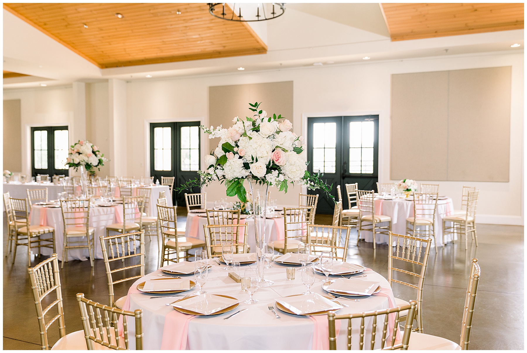 Langtree Plantation Wedding - Lake Norman Wedding - Tiffany L Johnson Photography Langtree Plantation Wedding - Lake Norman Wedding - Tiffany L Johnson Photography