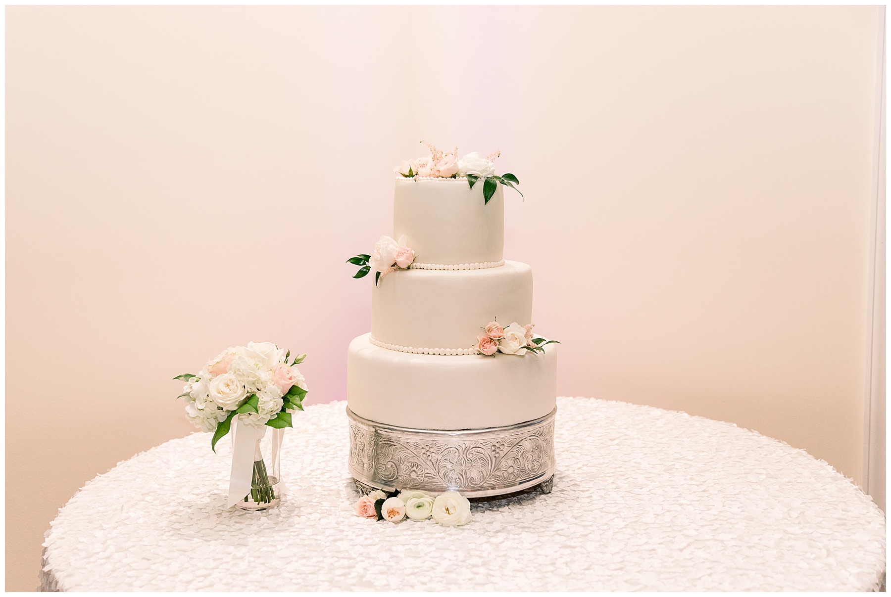 Langtree Plantation Wedding - Lake Norman Wedding - Tiffany L Johnson Photography Langtree Plantation Wedding - Lake Norman Wedding - Tiffany L Johnson Photography