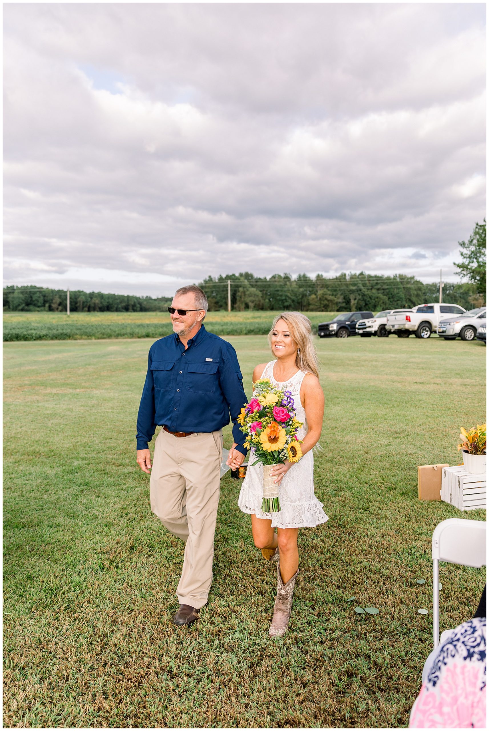 Magical Field Elopement Wedding - Tiffany L Johnson Photography_0008.jpg