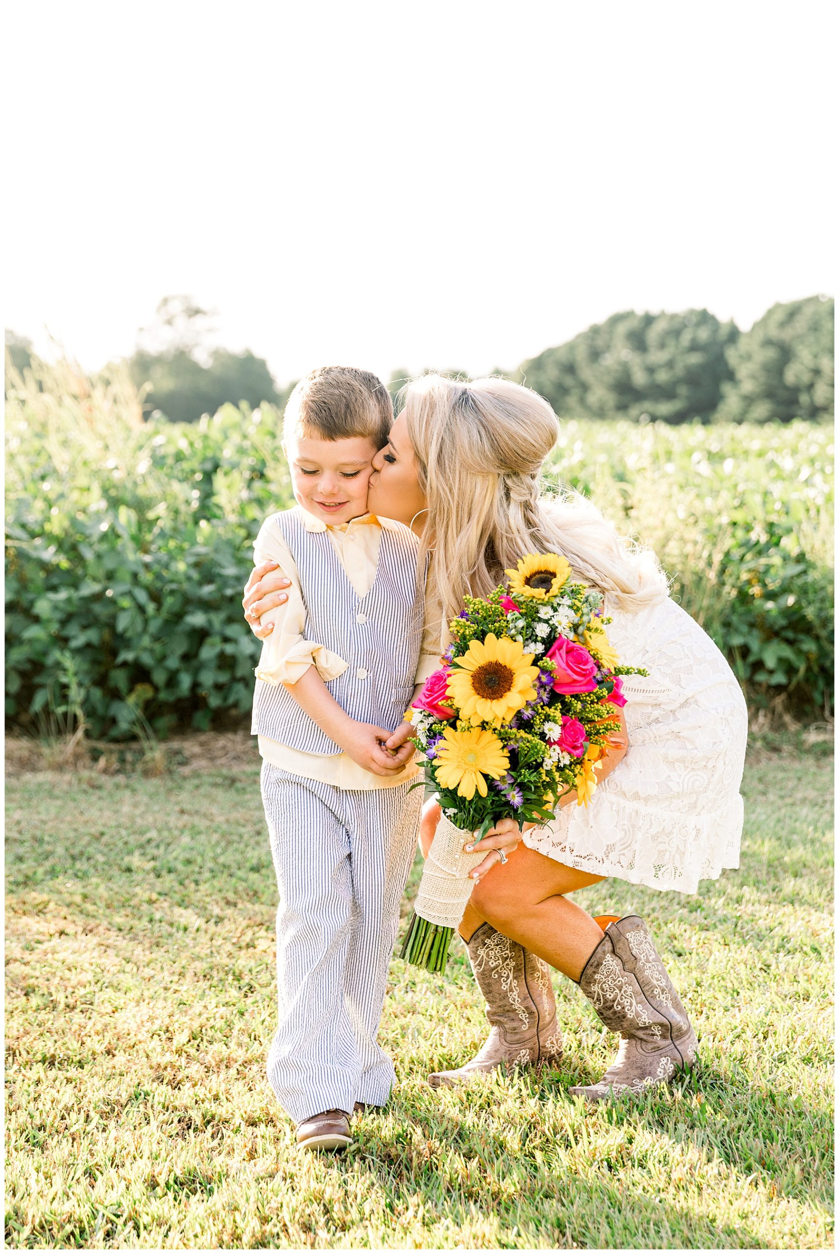 Magical Field Elopement Wedding - Tiffany L Johnson Photography_0021.jpg