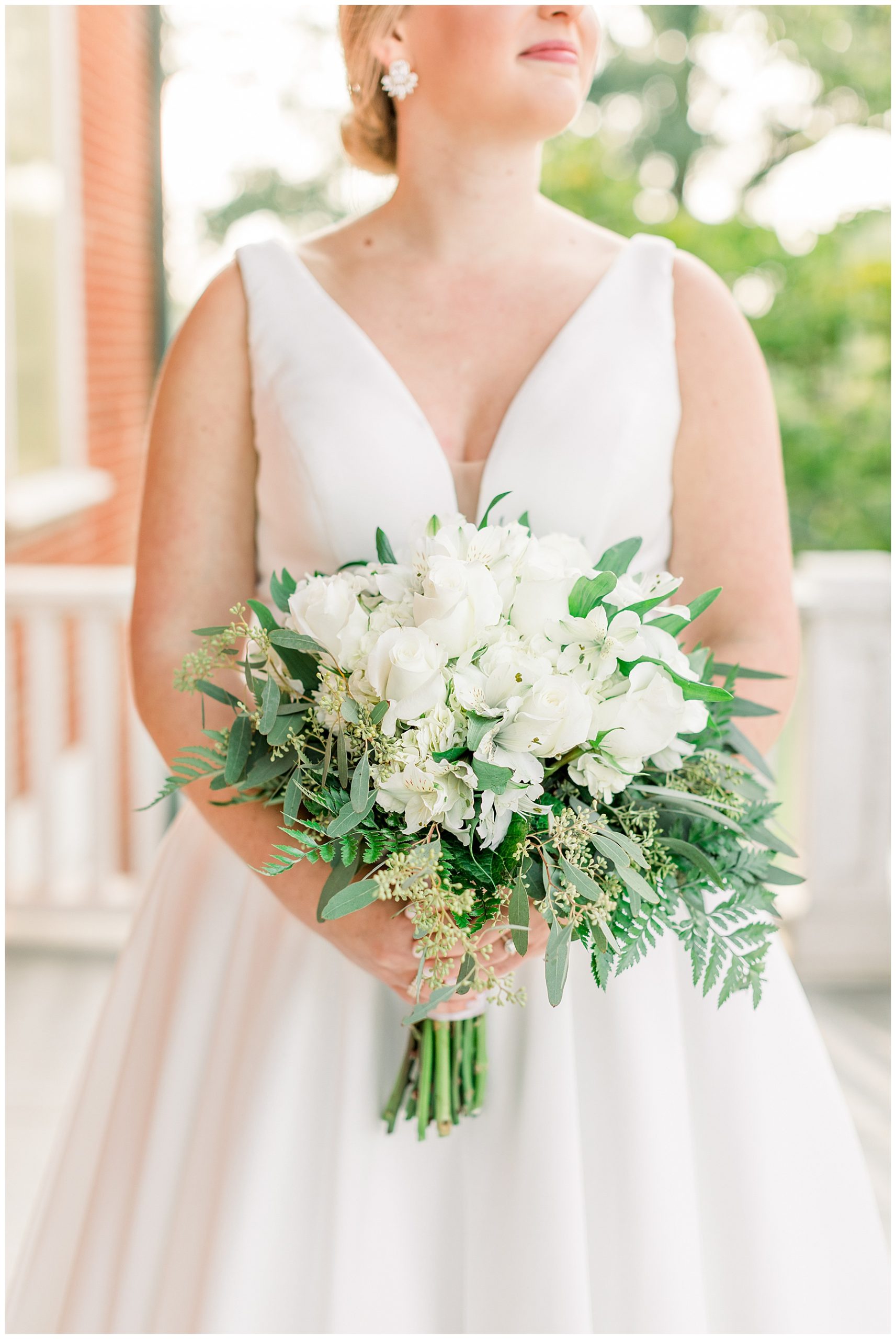 Stonewall Manor Bridal Session - Rocky Mount Wedding Phtographer - Tiffany L Johnson Photography_0053.jpg Stonewall Manor Bridal Session - Rocky Mount Wedding Phtographer - Tiffany L Johnson Photography_0053.jpg