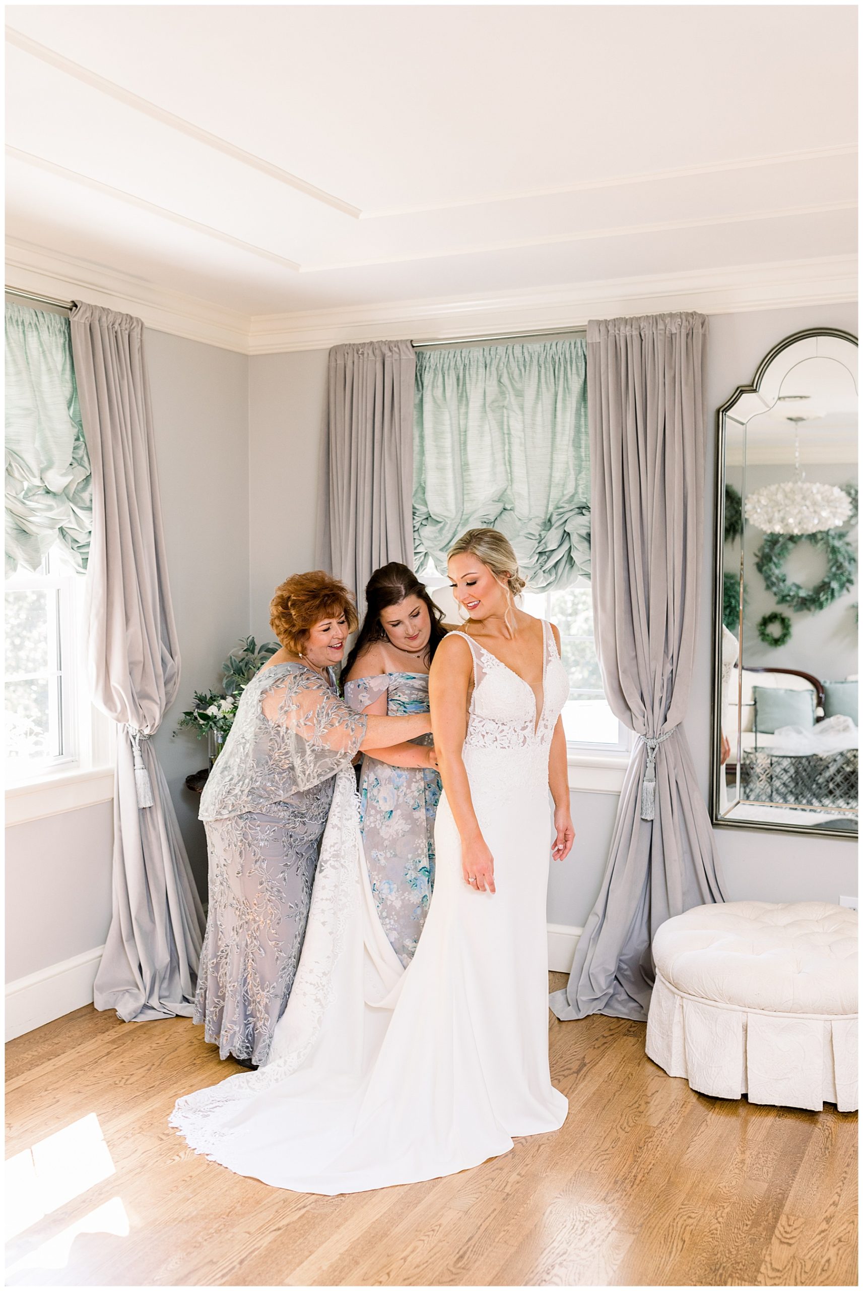 The Highgrove Estate Wedding Day - Tiffany L Johnson Photography_0038.jpg
