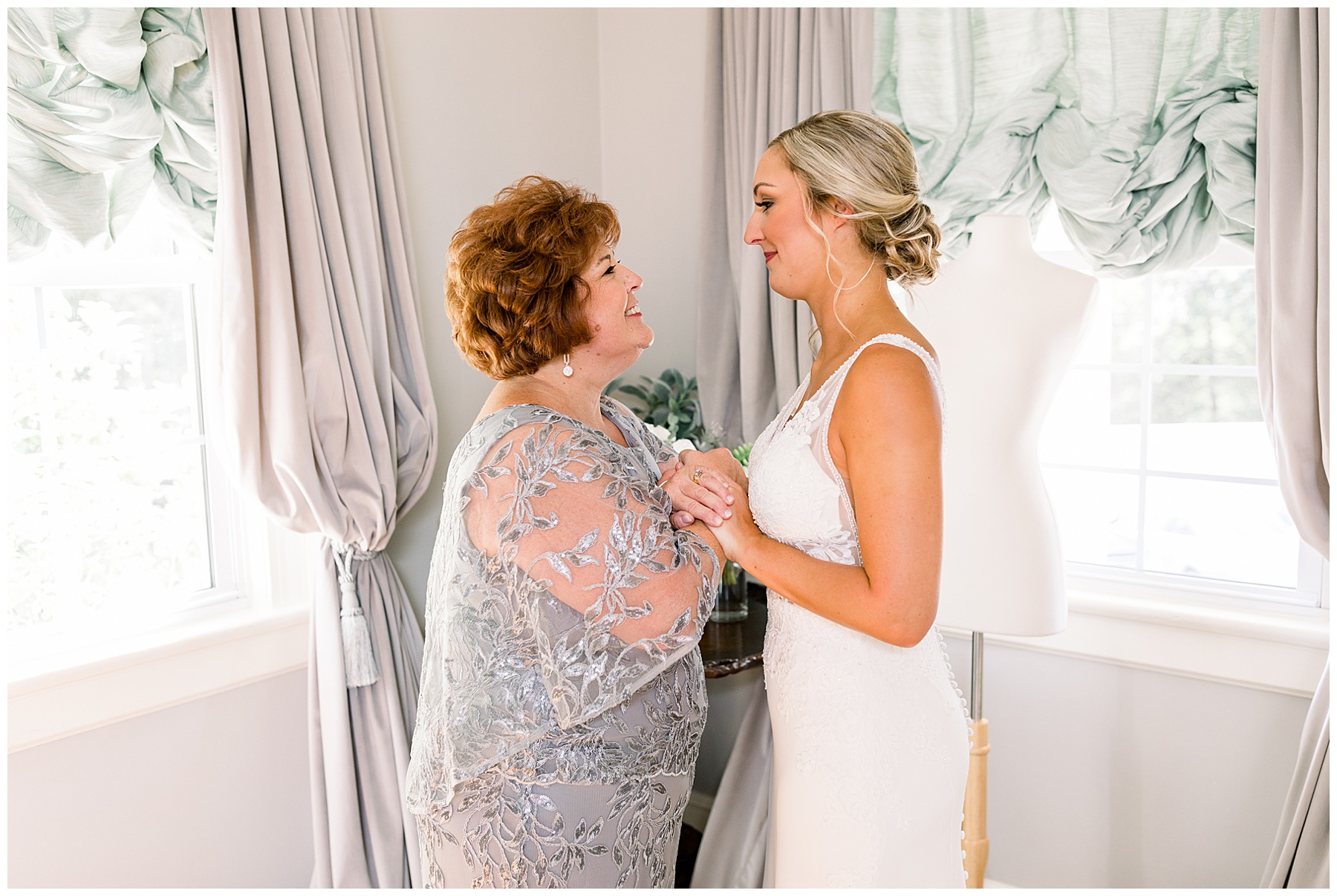 The Highgrove Estate Wedding Day - Tiffany L Johnson Photography_0042.jpg