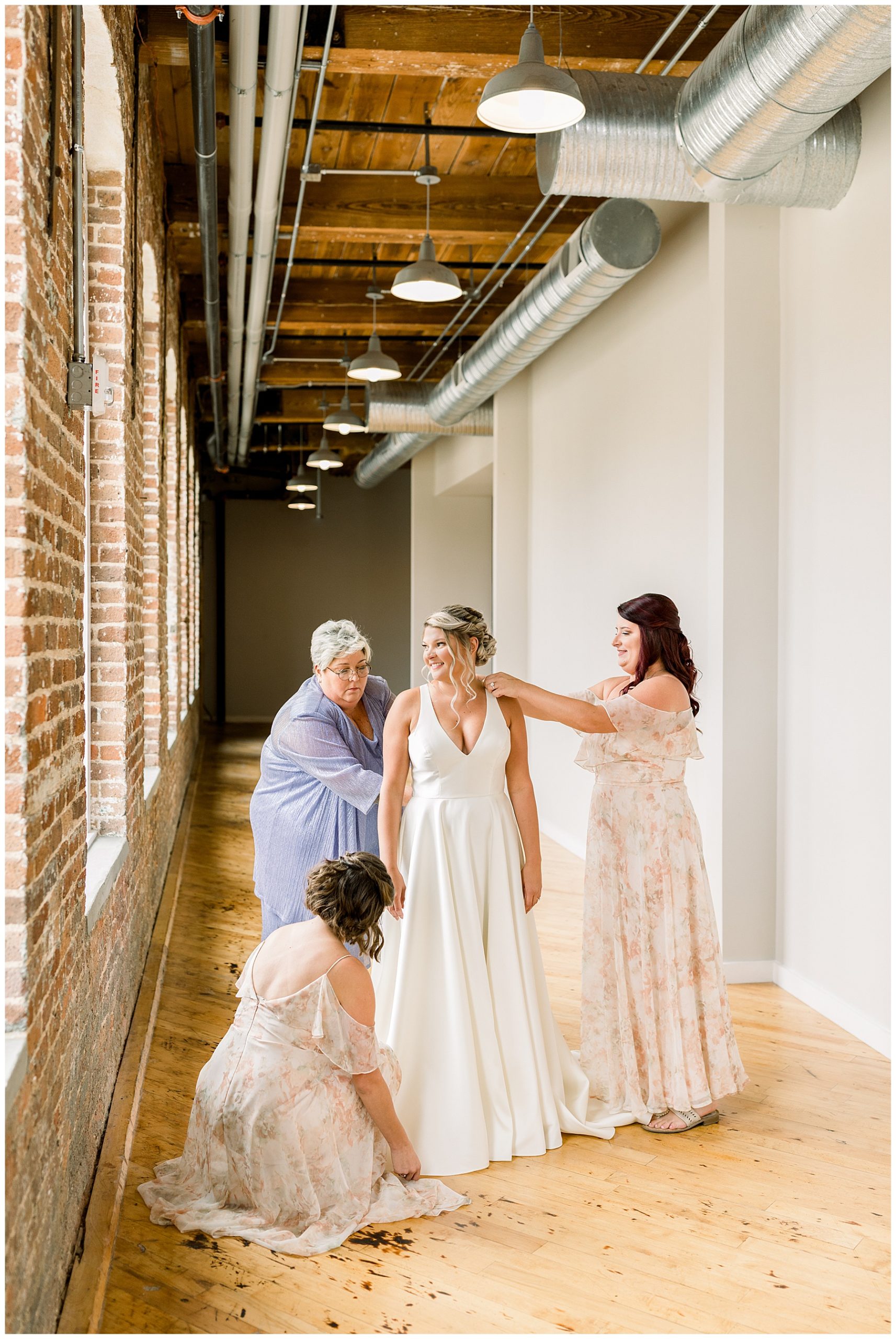 The Powerhouse Wedding Day - Rocky Mount Mills - Tiffany L Johnson Photography_0027.jpg