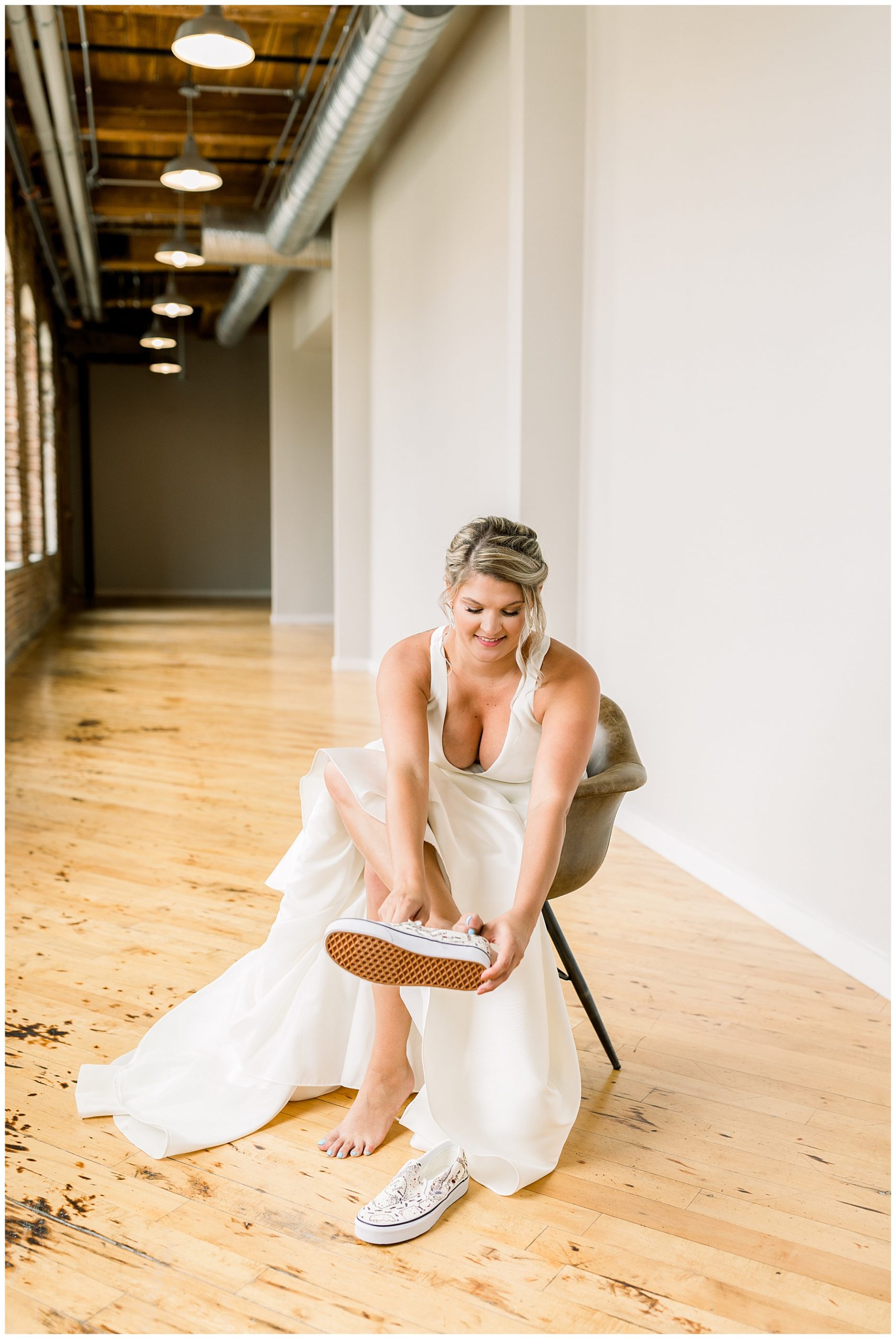 The Powerhouse Wedding Day - Rocky Mount Mills - Tiffany L Johnson Photography_0032.jpg
