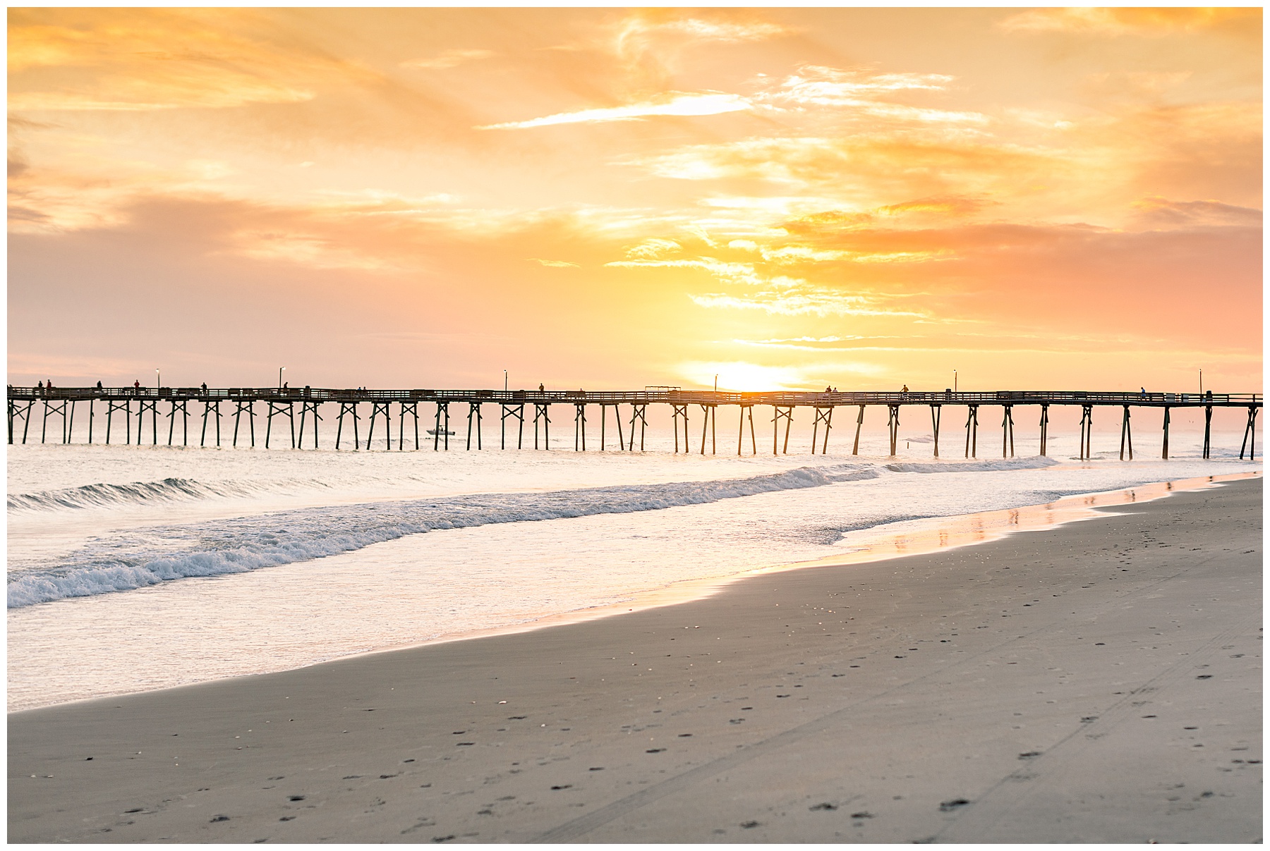 Beaufort Engagement Session - Beach Engagement Session - Tiffany L Johnson Photography_0050.jpg