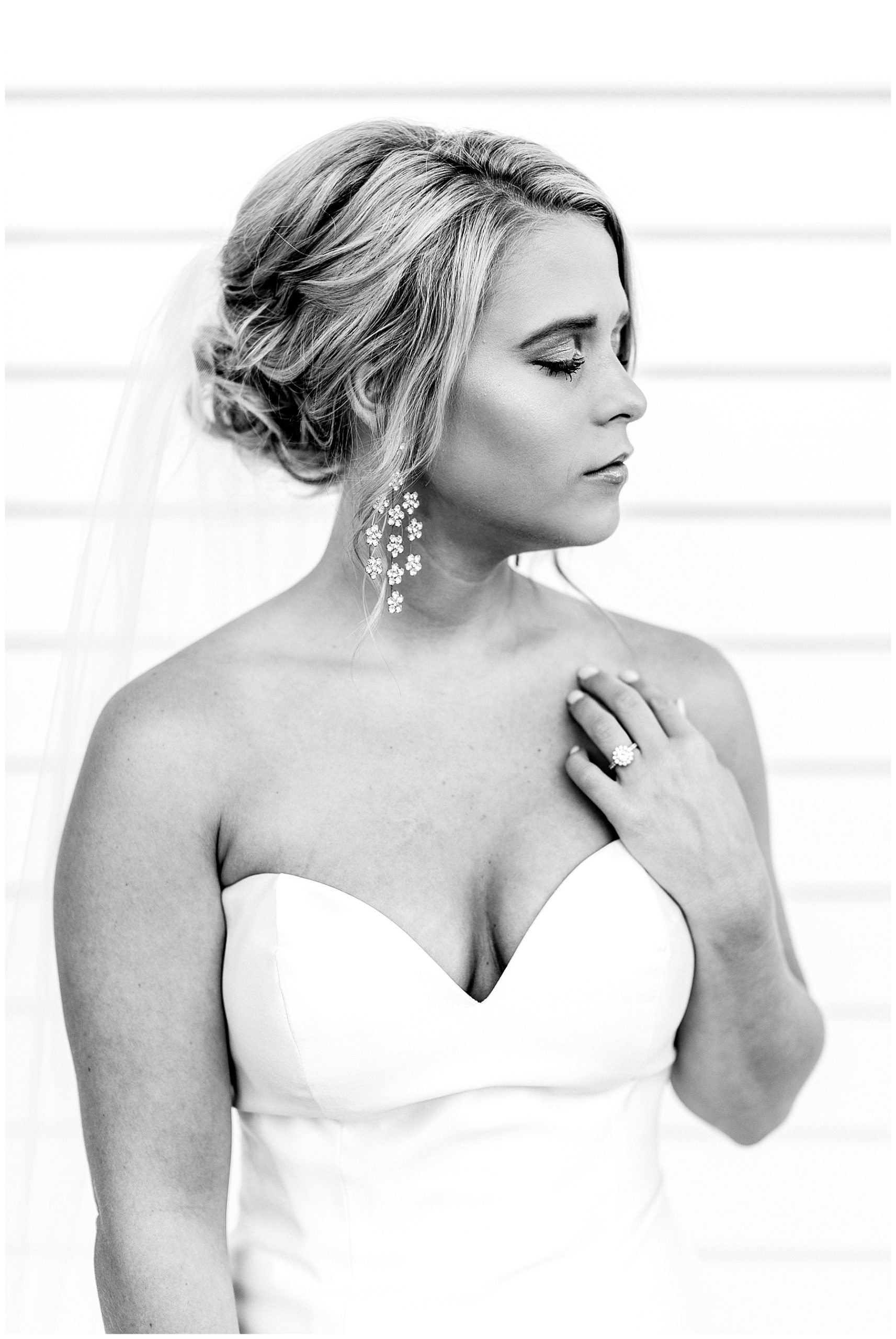 Rose Hill Estate Bridal Session - Tiffany L Johnson Photography_0029.jpg