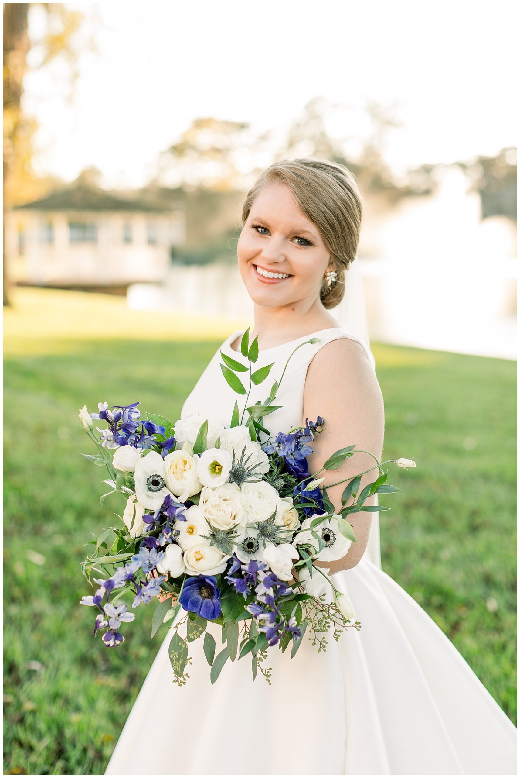 Rose Hill Estate Bridal Session - Tiffany L Johnson Photography_0029.jpg