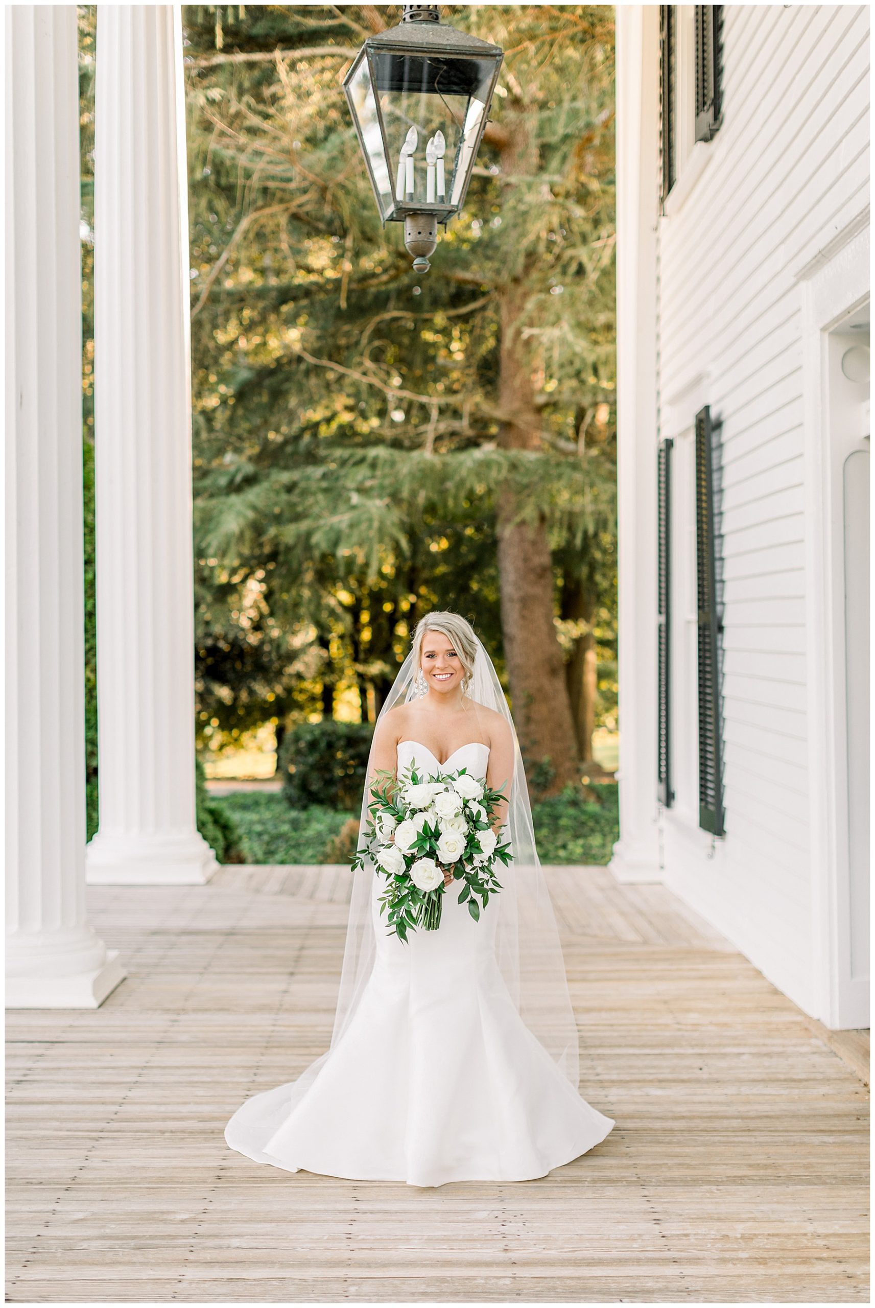 Rose Hill Estate Bridal Session - Tiffany L Johnson Photography_0031.jpg