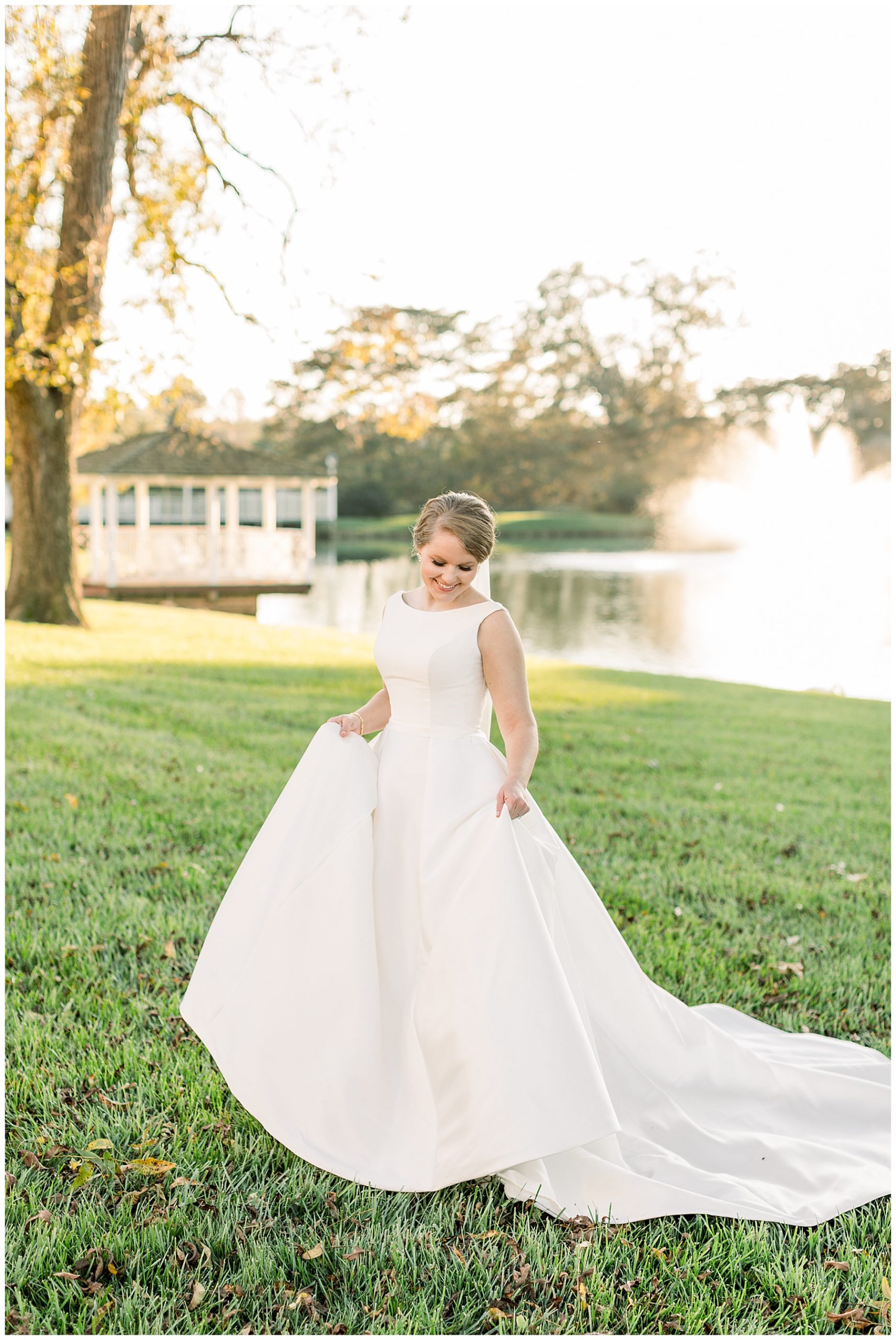 Rose Hill Estate Bridal Session - Tiffany L Johnson Photography_0031.jpg