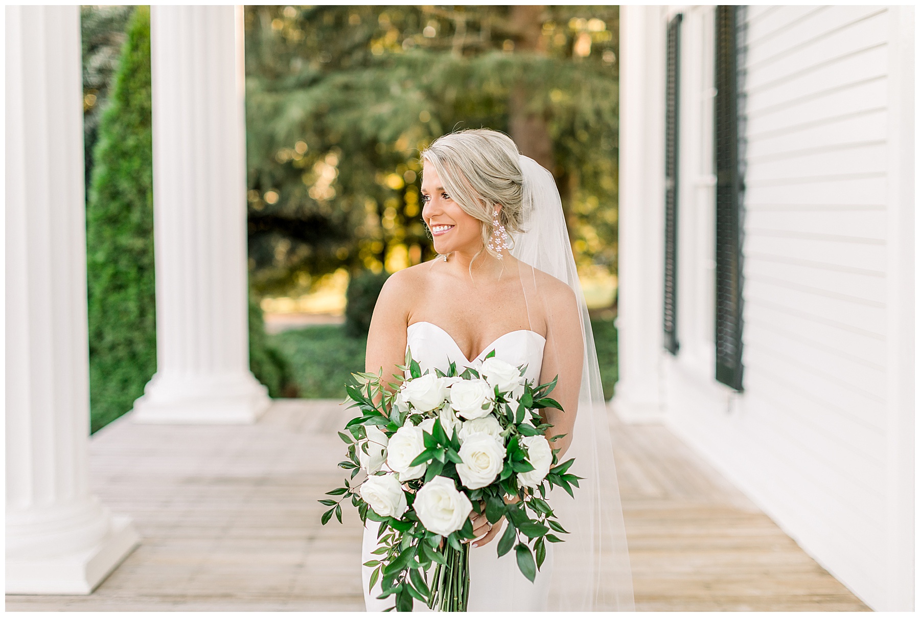 Rose Hill Estate Bridal Session - Tiffany L Johnson Photography_0033.jpg