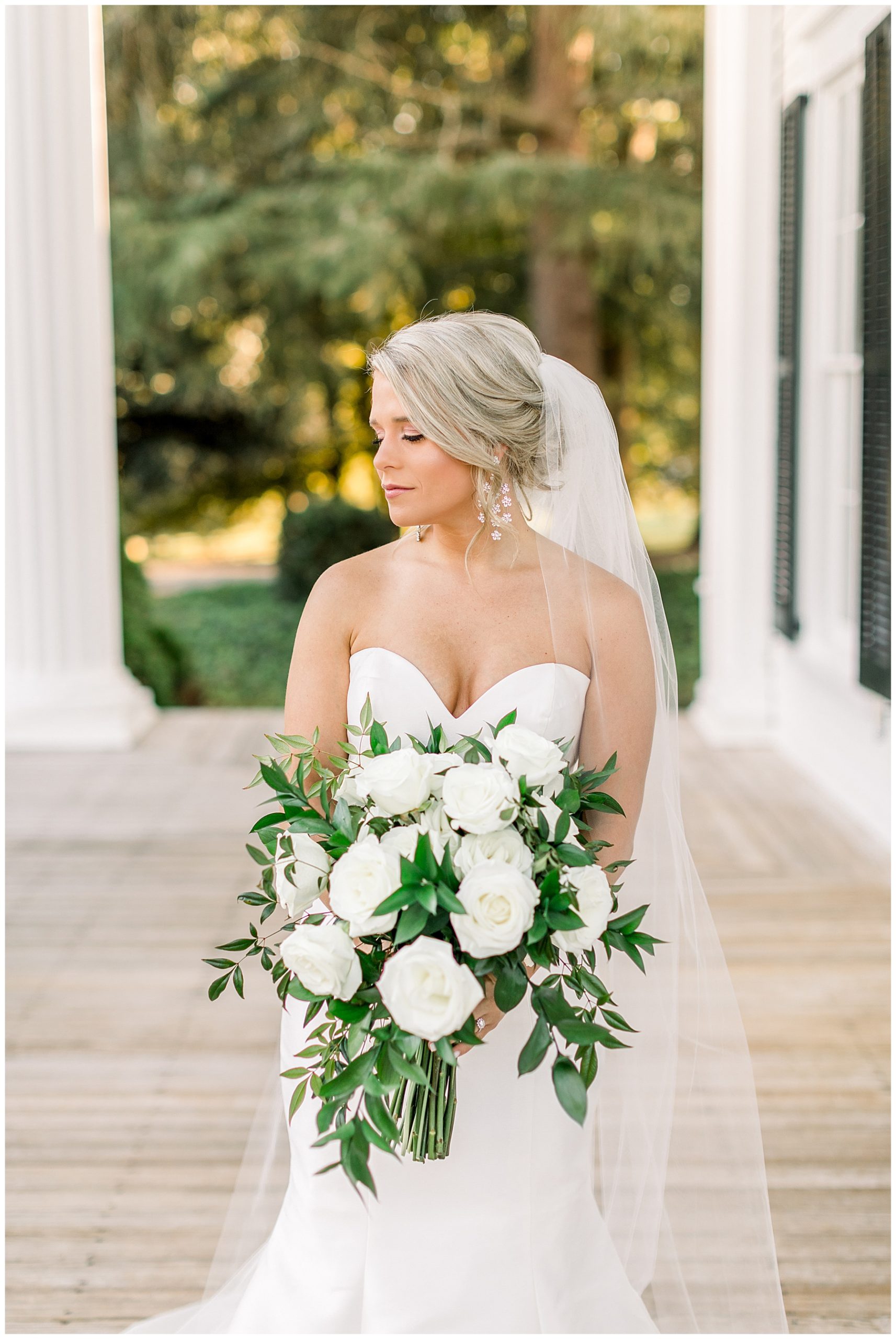 Rose Hill Estate Bridal Session - Tiffany L Johnson Photography_0035.jpg