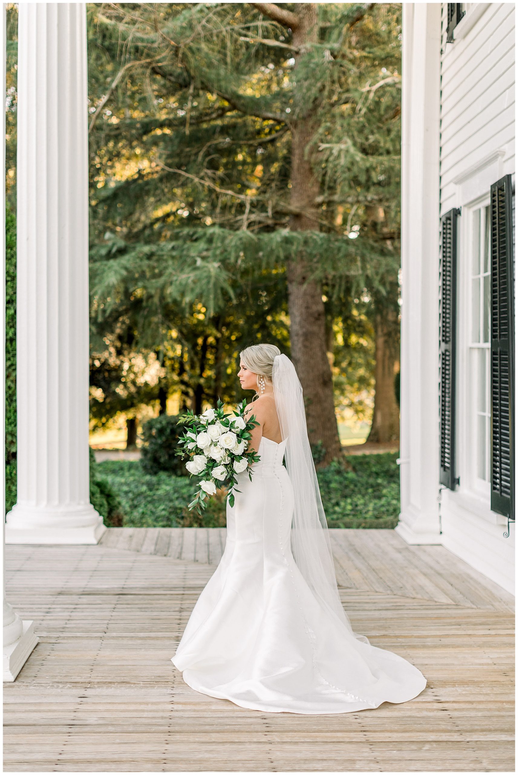 Rose Hill Estate Bridal Session - Tiffany L Johnson Photography_0047.jpg