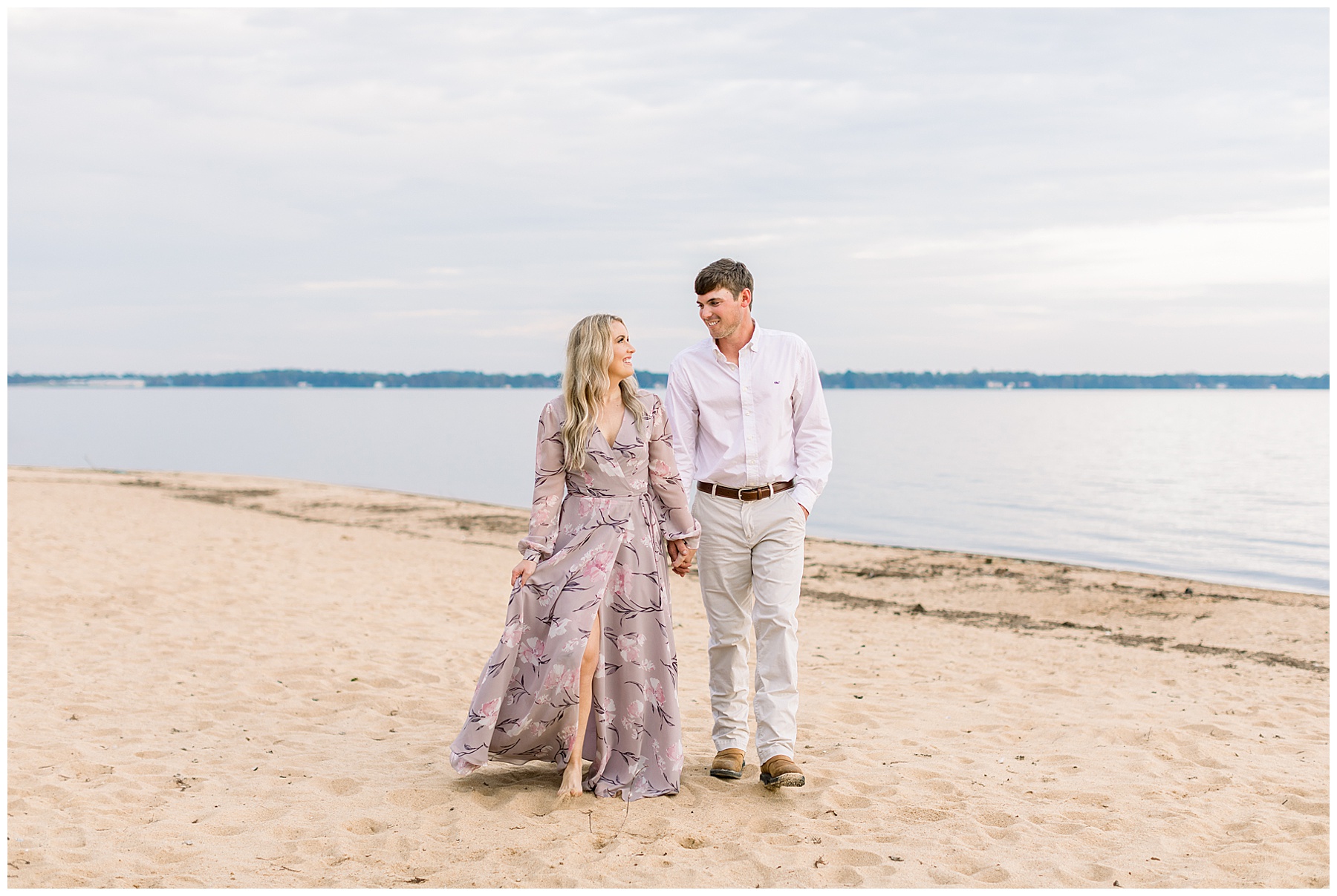Eastern NC Beach Engagement Session - Tiffany L Johnson Photography_0001.jpg