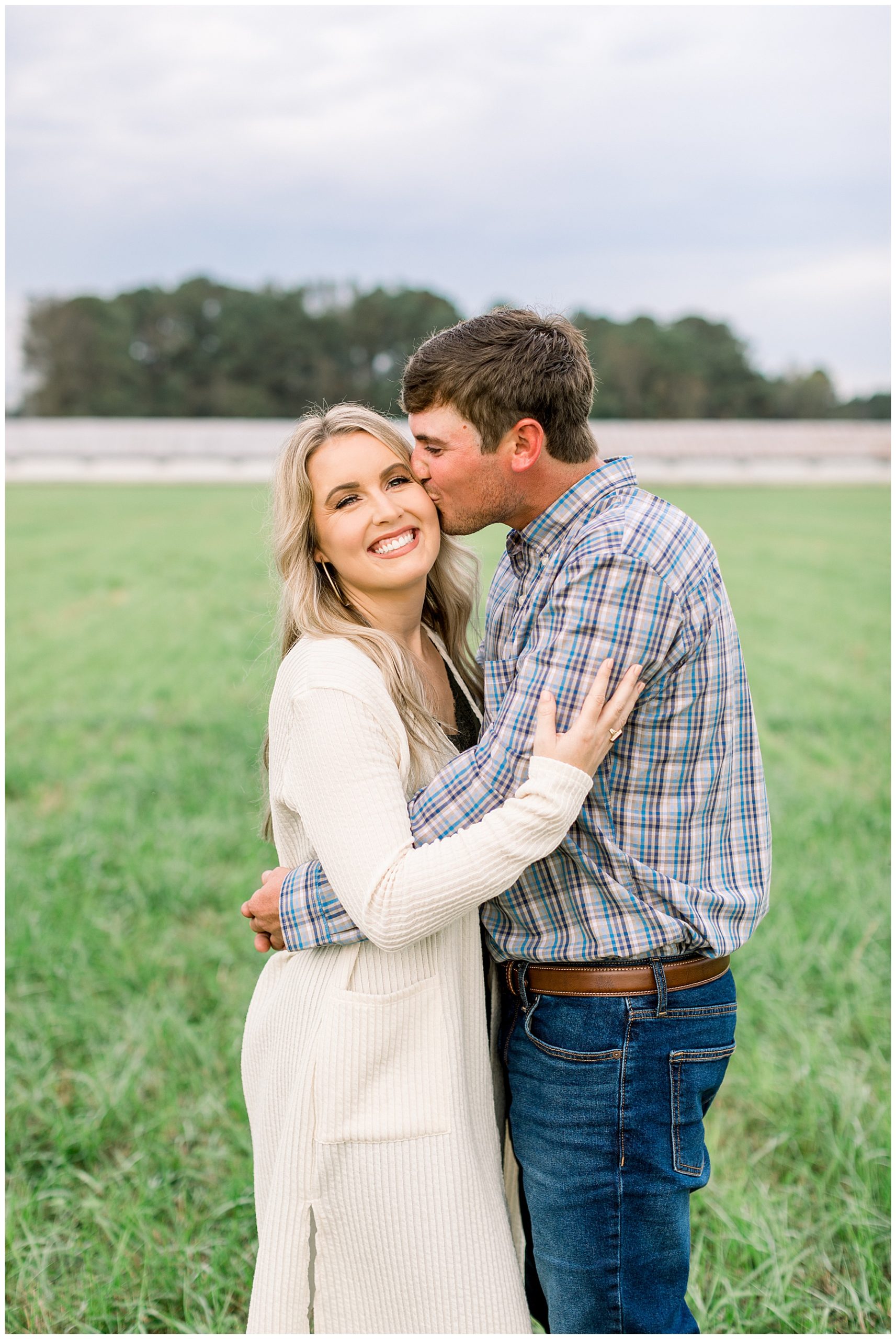 Eastern NC Beach Engagement Session - Tiffany L Johnson Photography_0020.jpg