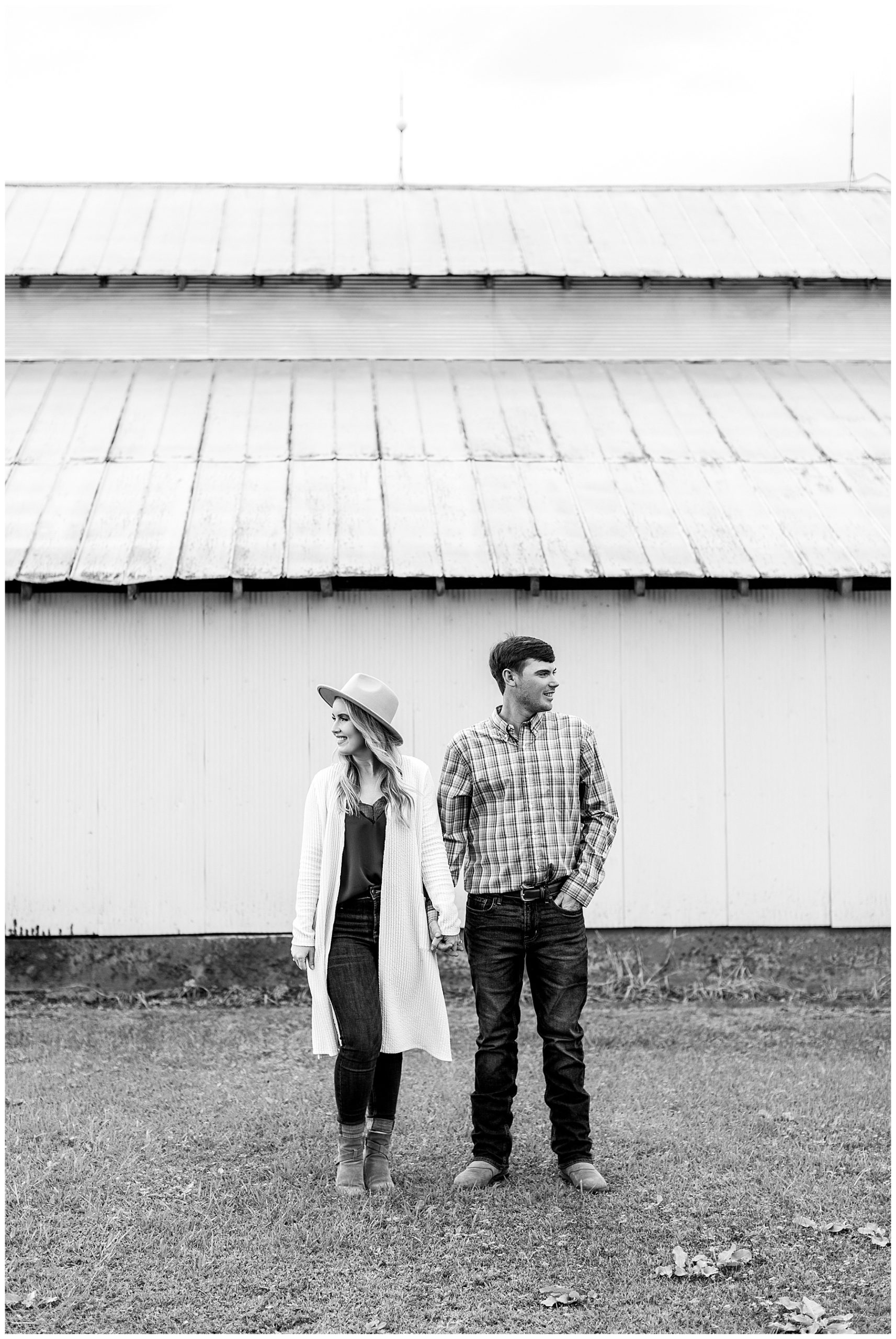 Eastern NC Beach Engagement Session - Tiffany L Johnson Photography_0030.jpg