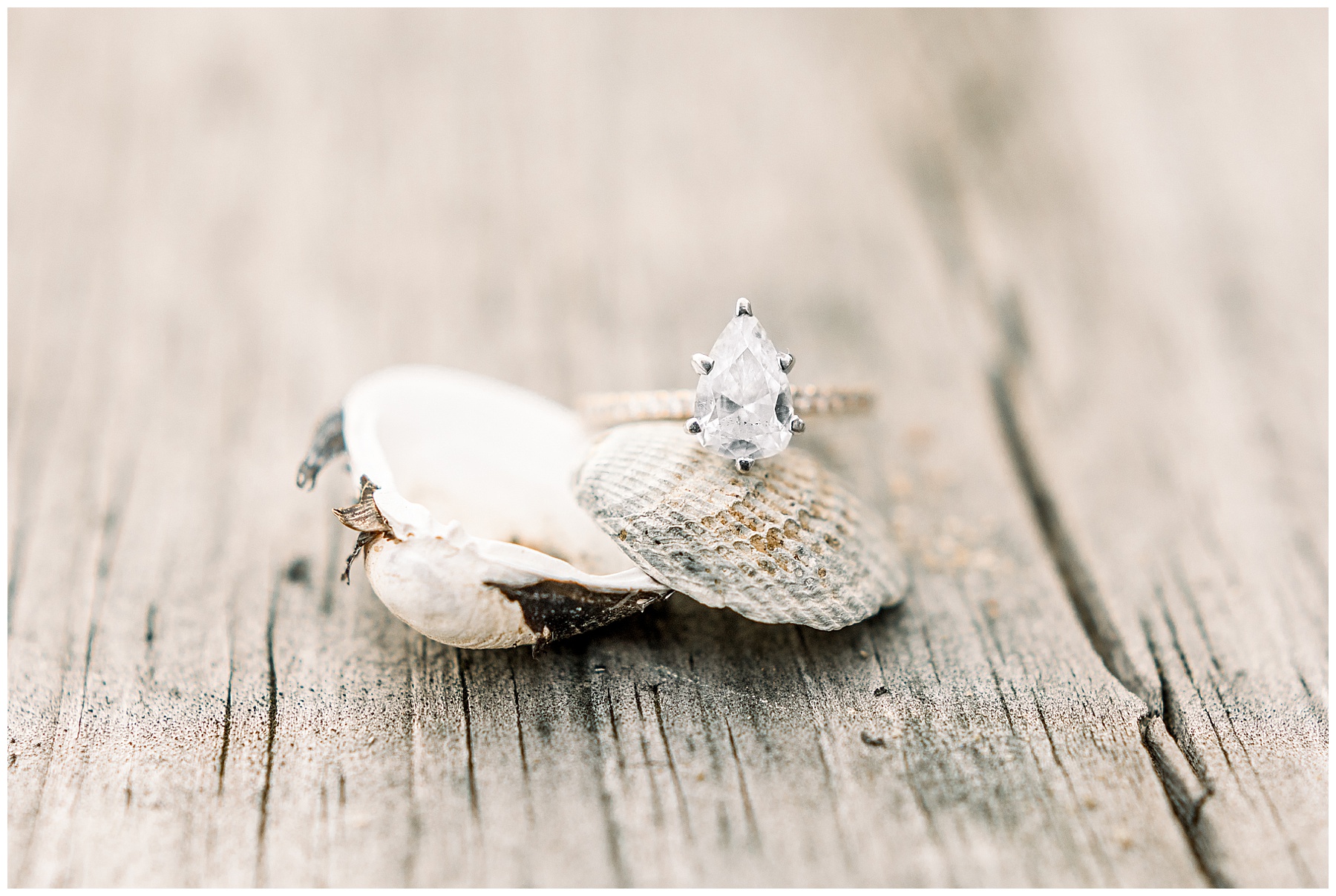 Eastern NC Beach Engagement Session - Tiffany L Johnson Photography_0046.jpg