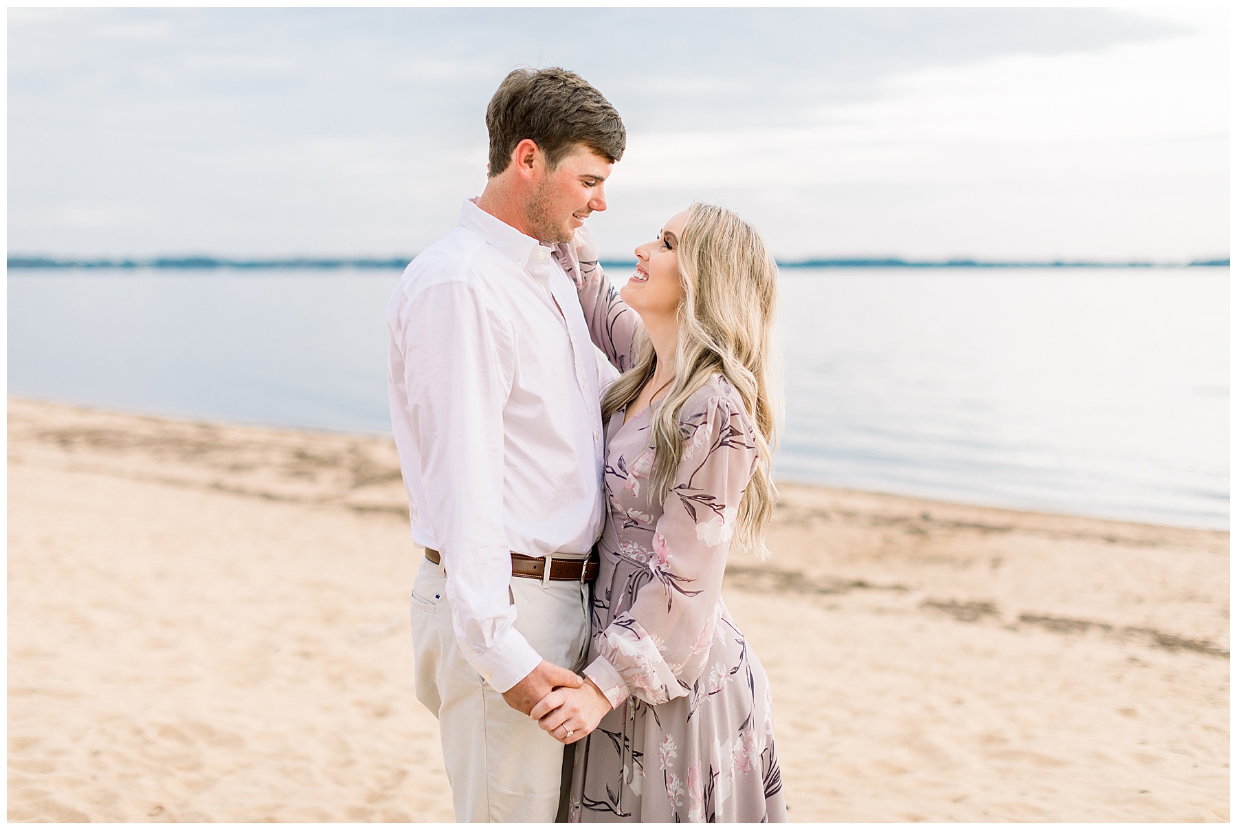Eastern NC Beach Engagement Session - Tiffany L Johnson Photography_0056.jpg