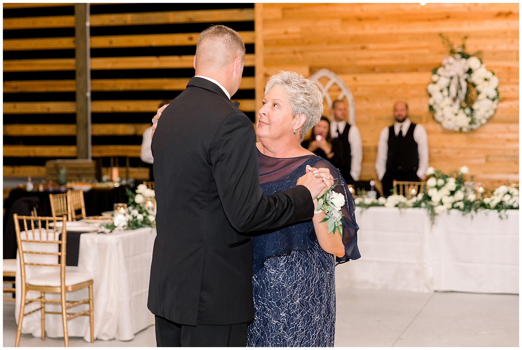 Ray Family Farms Wedding Day - Tiffany L Johnson Photography_0124.jpg