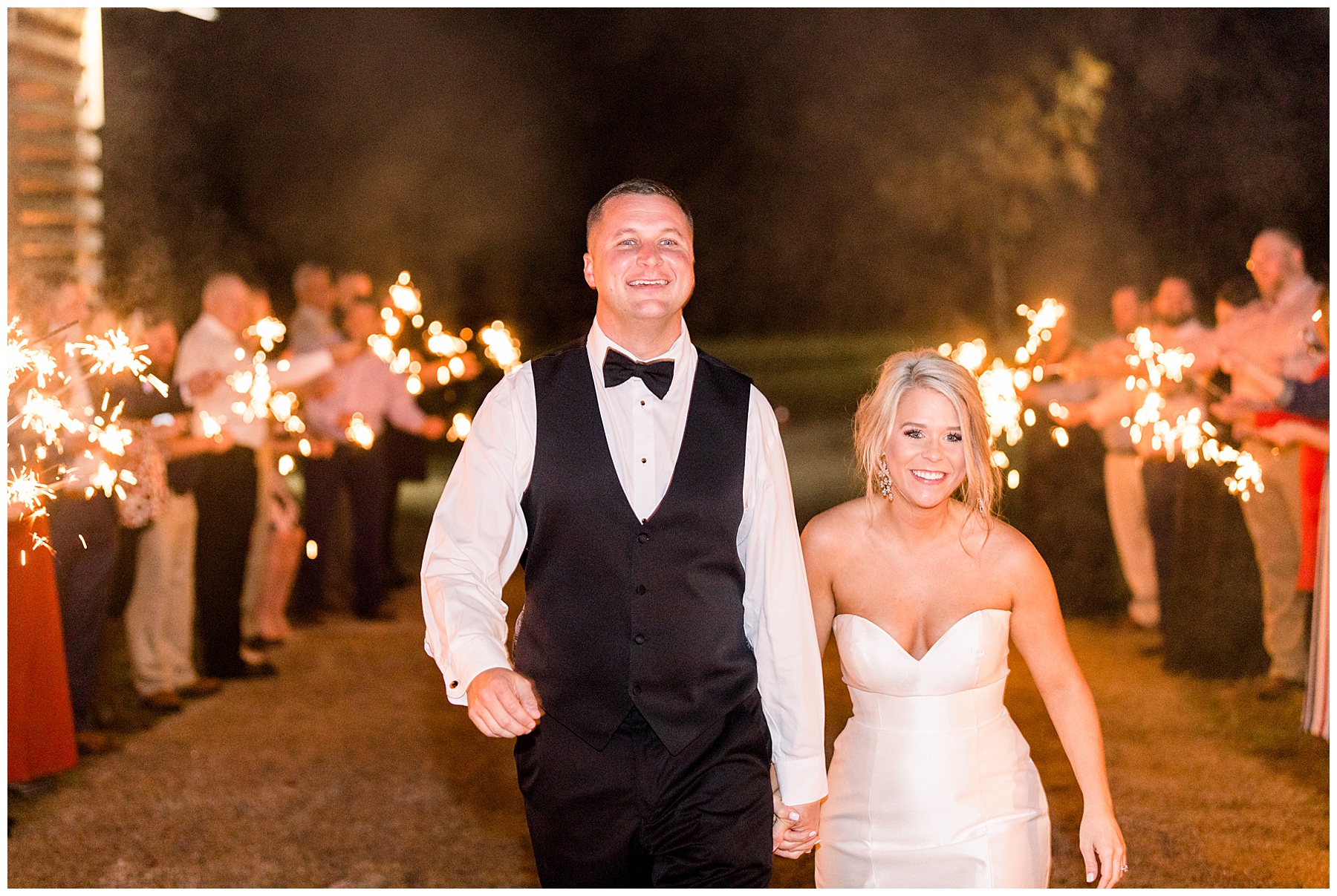 Ray Family Farms Wedding Day - Tiffany L Johnson Photography_0129.jpg