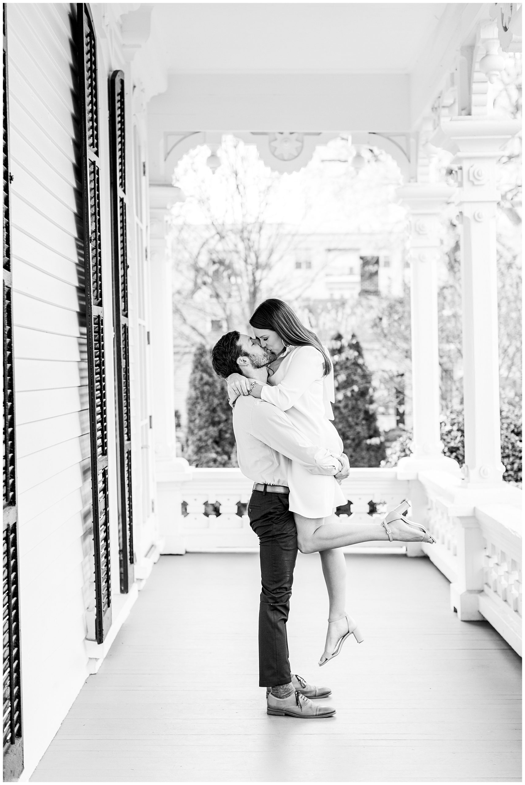 Merrimon Wynne House Engagement Session - Tiffany L Johnson PhotographyMerrimon Wynne House Engagement Session - Tiffany L Johnson Photography_0032.jpg