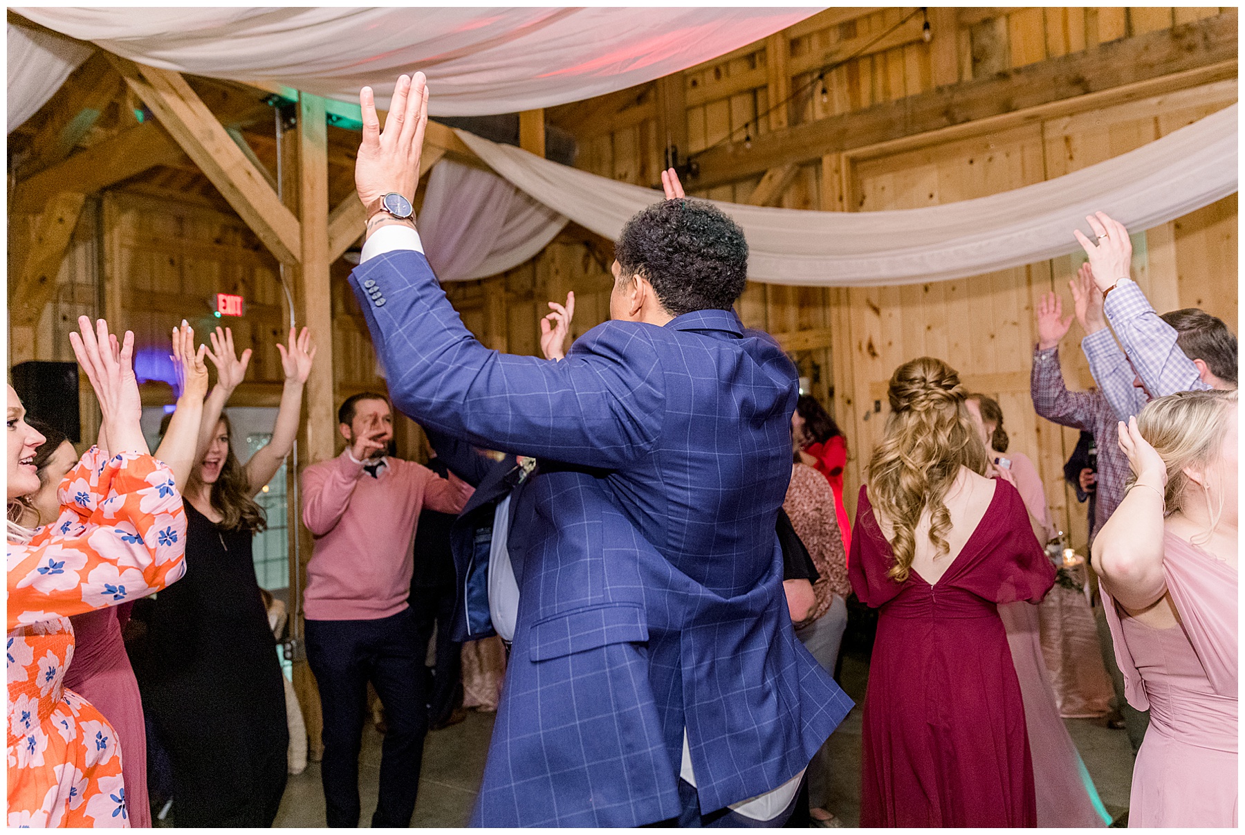 Waters Edge at Tart Farms Wedding Day - Tiffany L Johnson Phootgraphy_0181.jpg Waters Edge at Tart Farms Wedding Day - Tiffany L Johnson Phootgraphy_0181.jpg