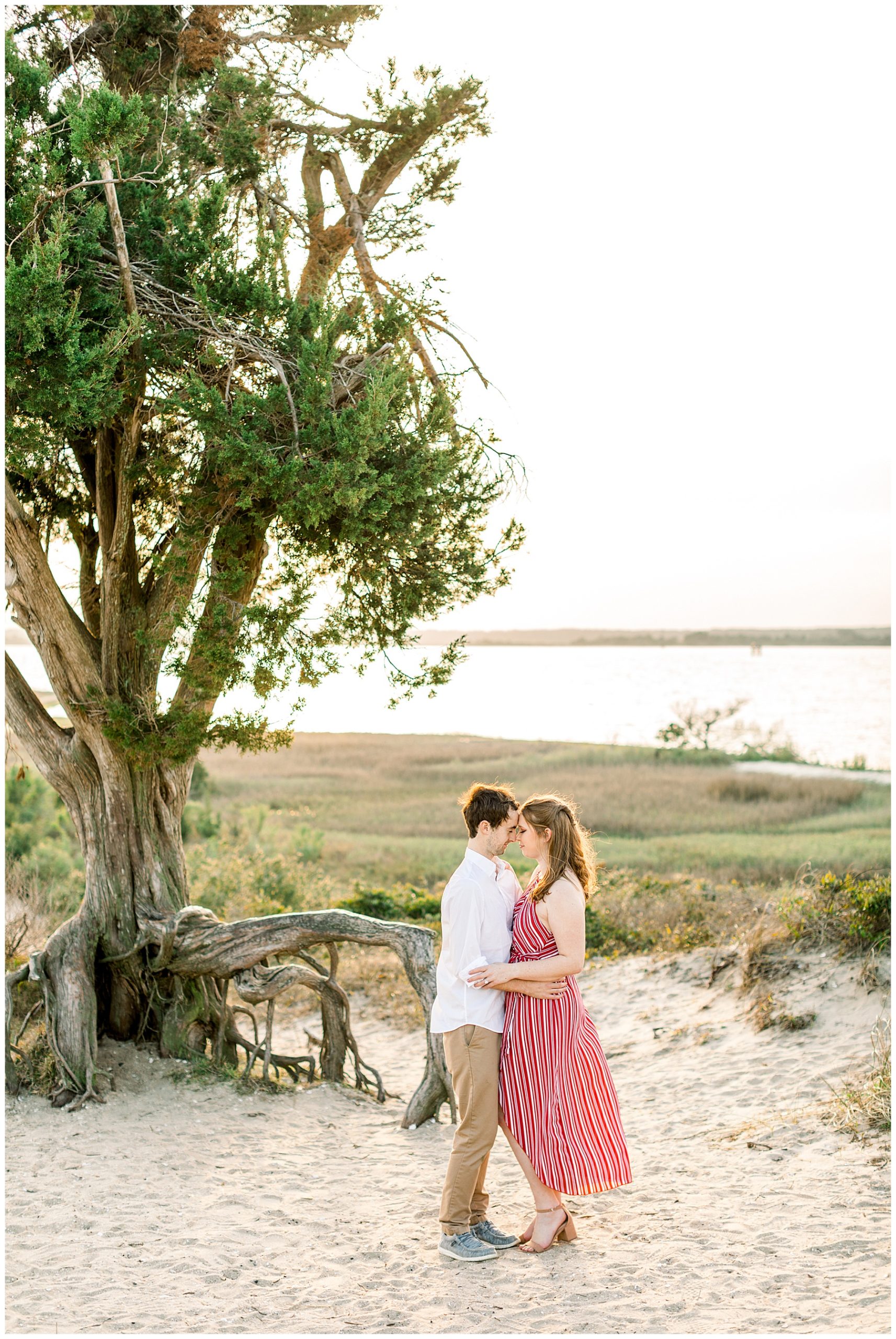 Beach Engagement Session - Wilmington Wedding Photographer - Tiffany L Johnson Photography_0050.jpg