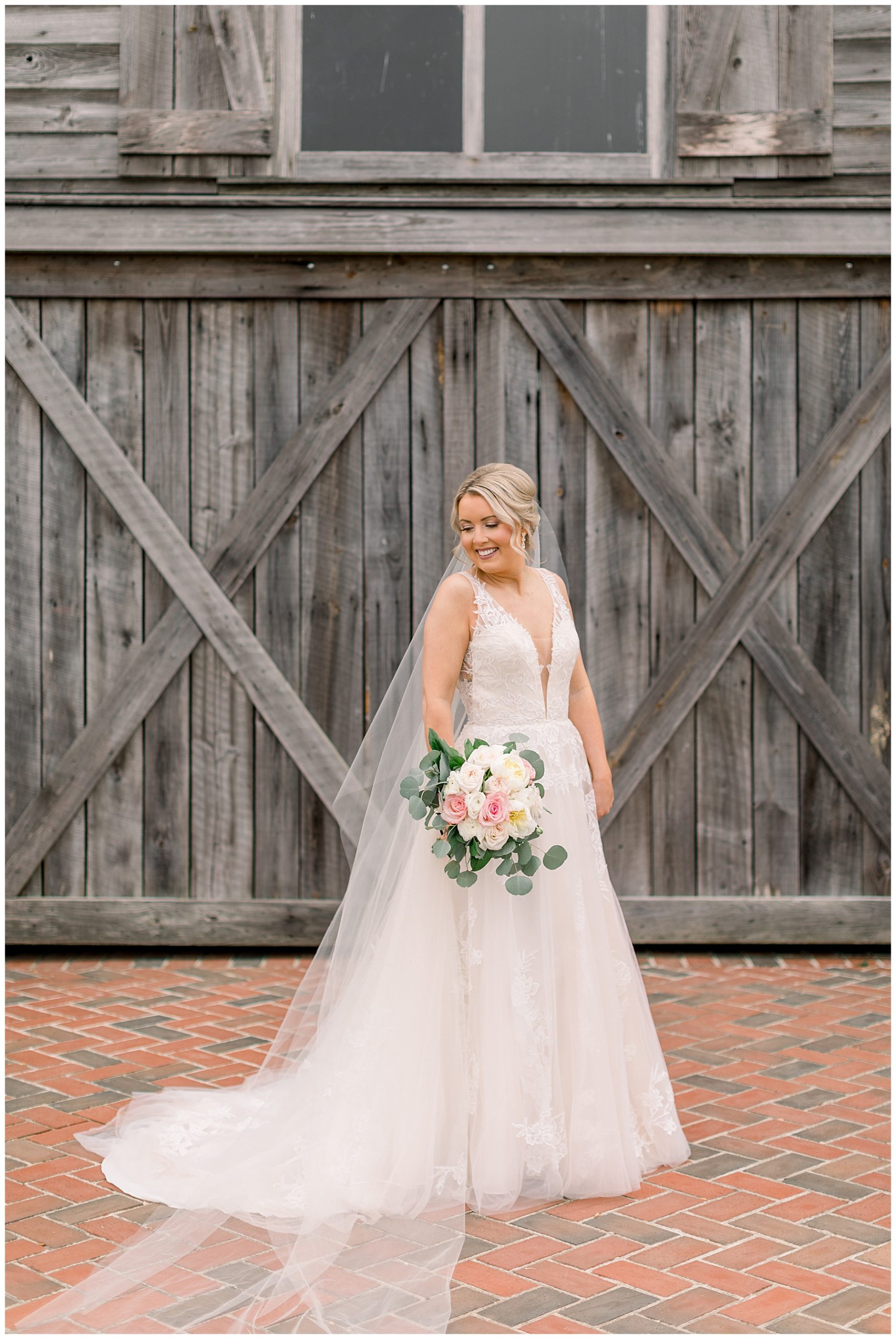 May Lew Farm Wedding - May Lew Farm Bridal Session - Tiffany L Johnson Photographer_0055.jpg