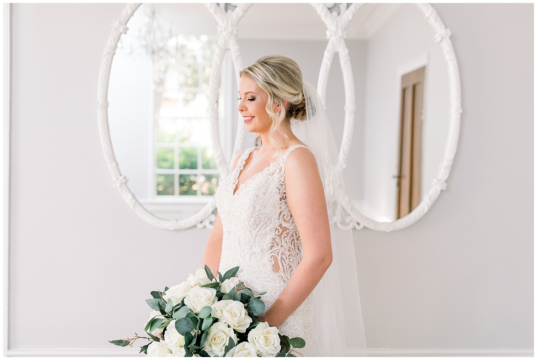 Mims House Bridal Session - Leslie Alford Mims House Bridal Session - Tiffany L Johnson Photography_0011.jpg