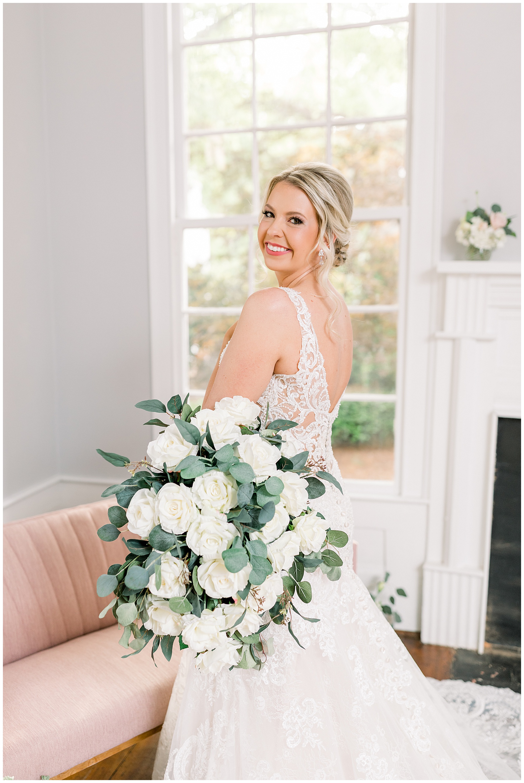 Mims House Bridal Session - Leslie Alford Mims House Bridal Session - Tiffany L Johnson Photography_0017.jpg