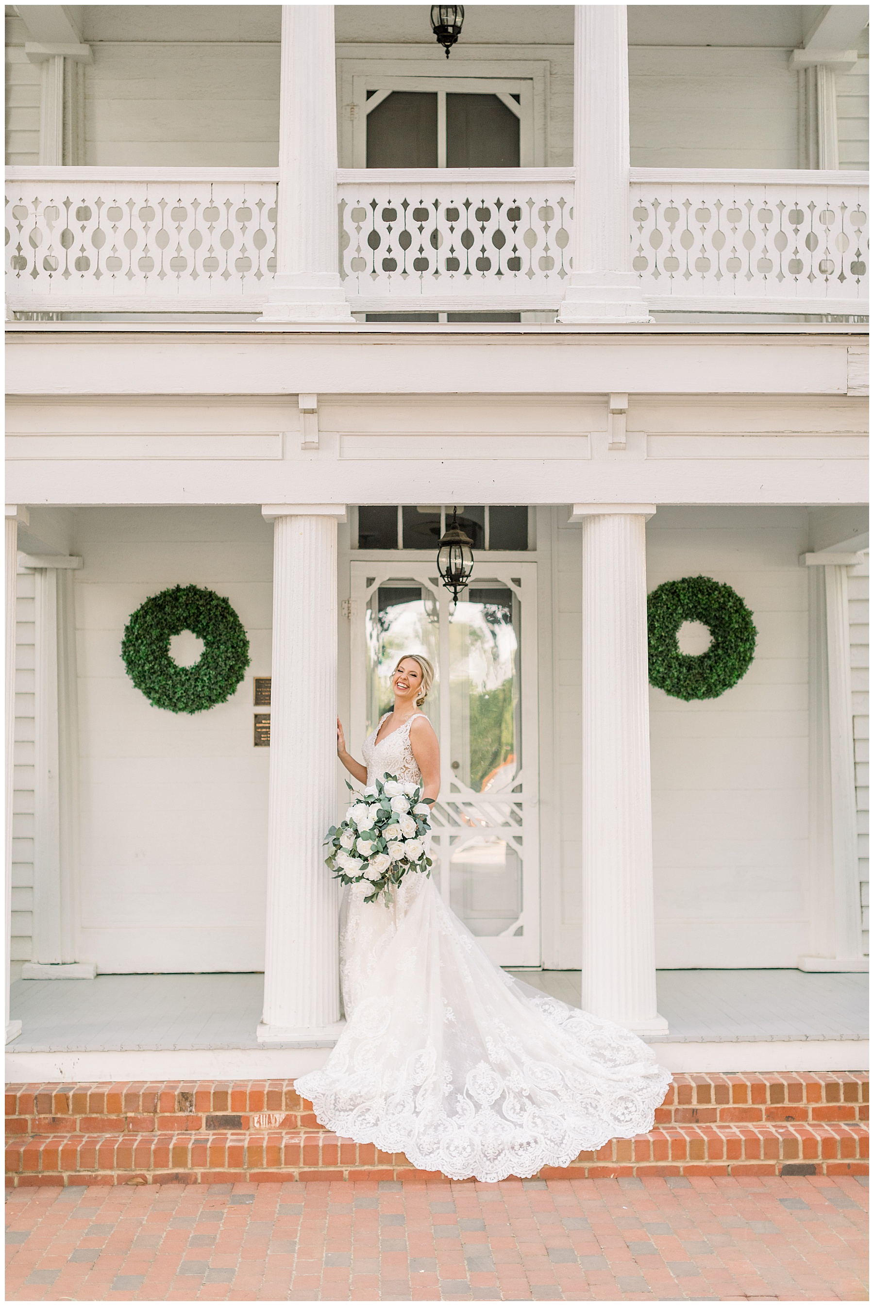 Mims House Bridal Session - Leslie Alford Mims House Bridal Session - Tiffany L Johnson Photography_0033.jpg