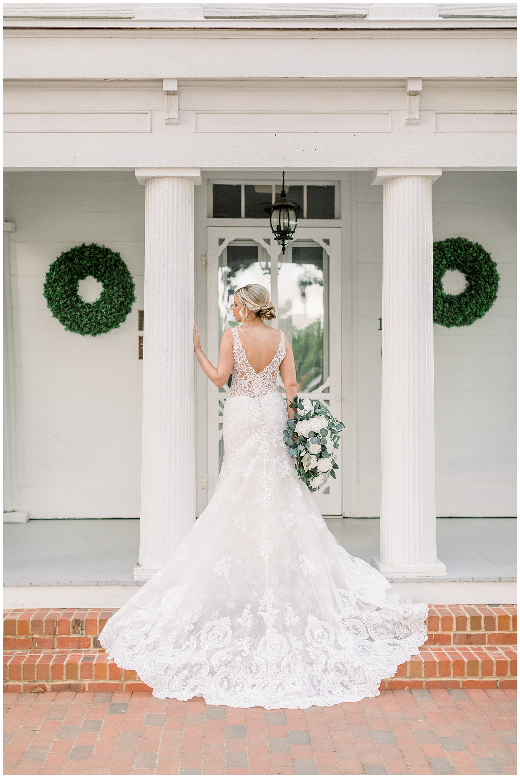 Mims House Bridal Session - Leslie Alford Mims House Bridal Session - Tiffany L Johnson Photography_0035.jpg