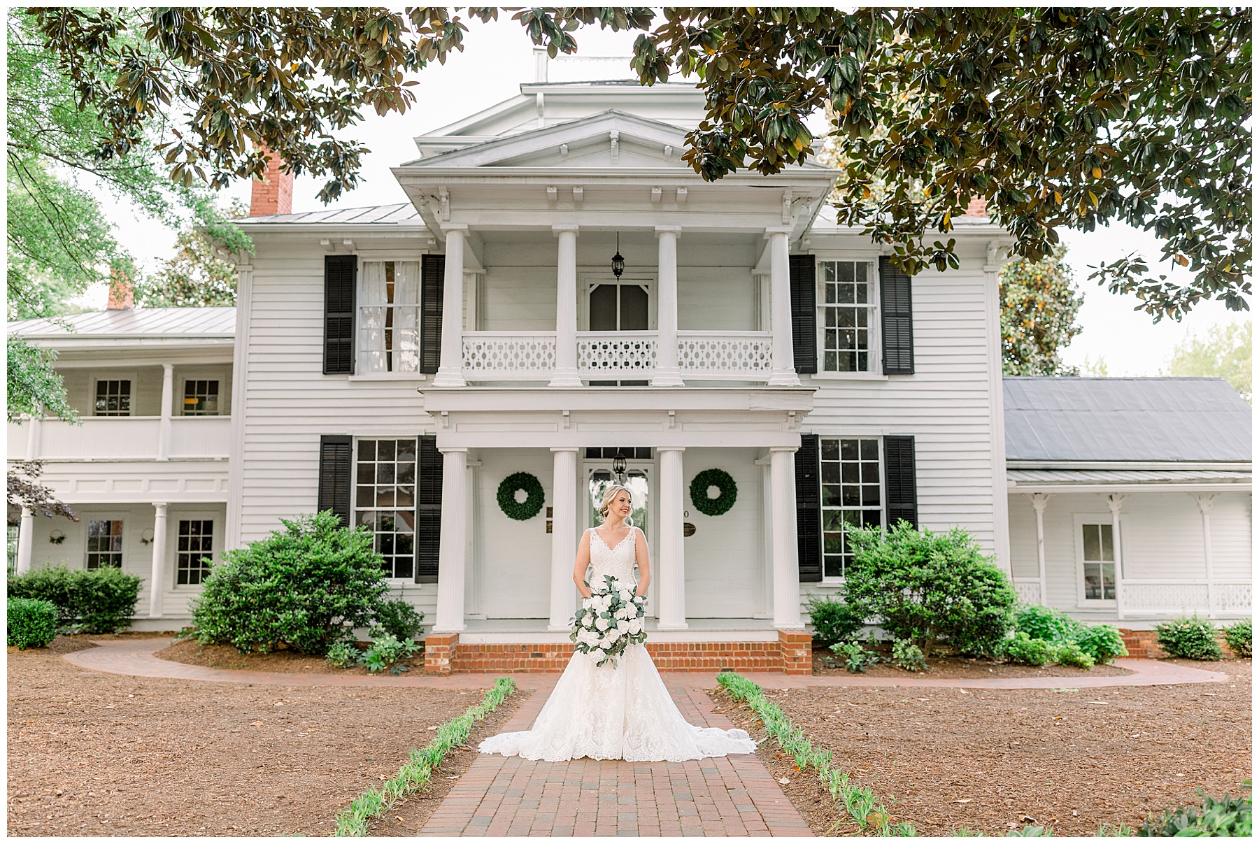 Mims House Bridal Session - Leslie Alford Mims House Bridal Session - Tiffany L Johnson Photography_0041.jpg