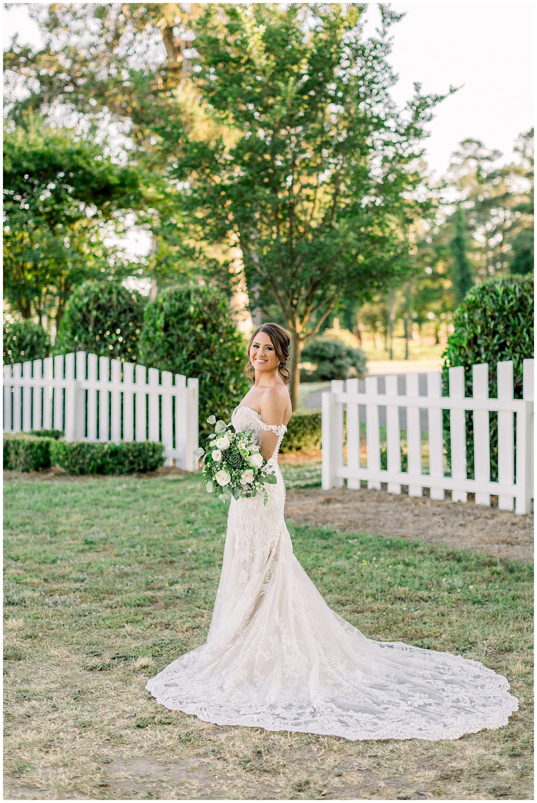 MayLew Farm Bridal Session - Tiffany L Johnson Photography_0003.jpg MayLew Farm Bridal Session - Tiffany L Johnson Photography_0003.jpg