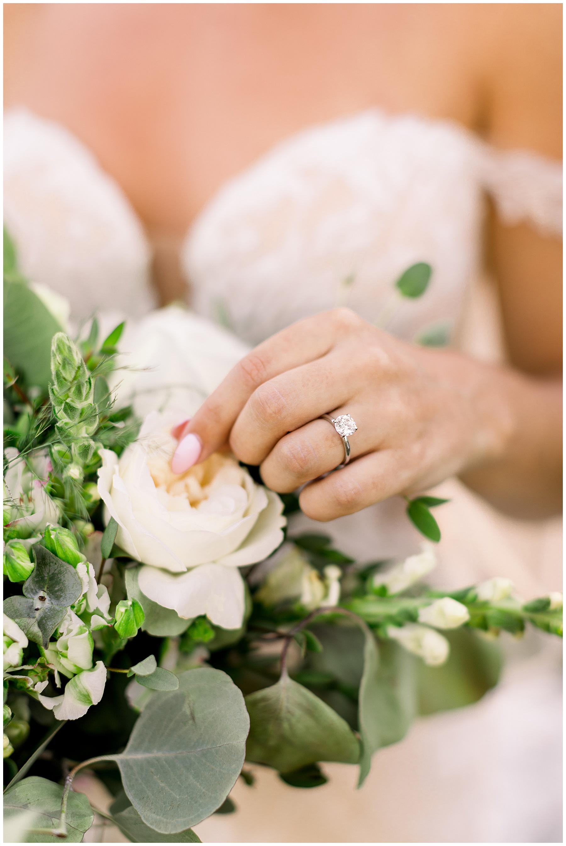 MayLew Farm Bridal Session - Tiffany L Johnson Photography_0007.jpg MayLew Farm Bridal Session - Tiffany L Johnson Photography_0007.jpg