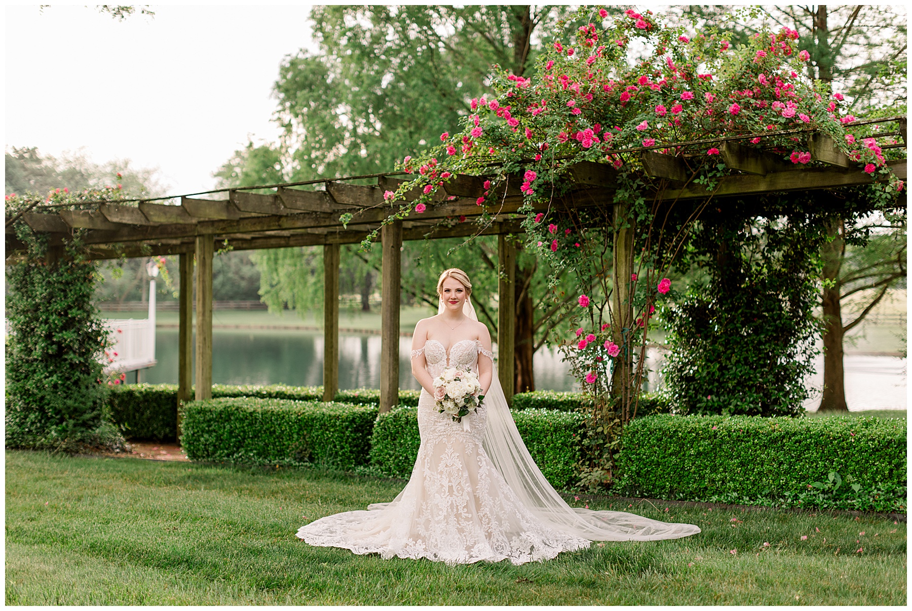 Rose Hill Bridal Session - Tiffany L Johnson Photography - Rose Hill Estate_0009.jpg