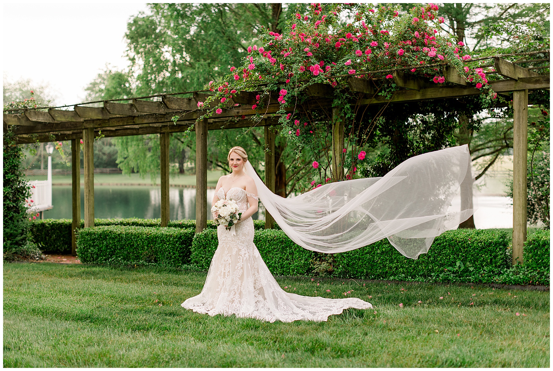 Rose Hill Bridal Session - Tiffany L Johnson Photography - Rose Hill Estate_0015.jpg
