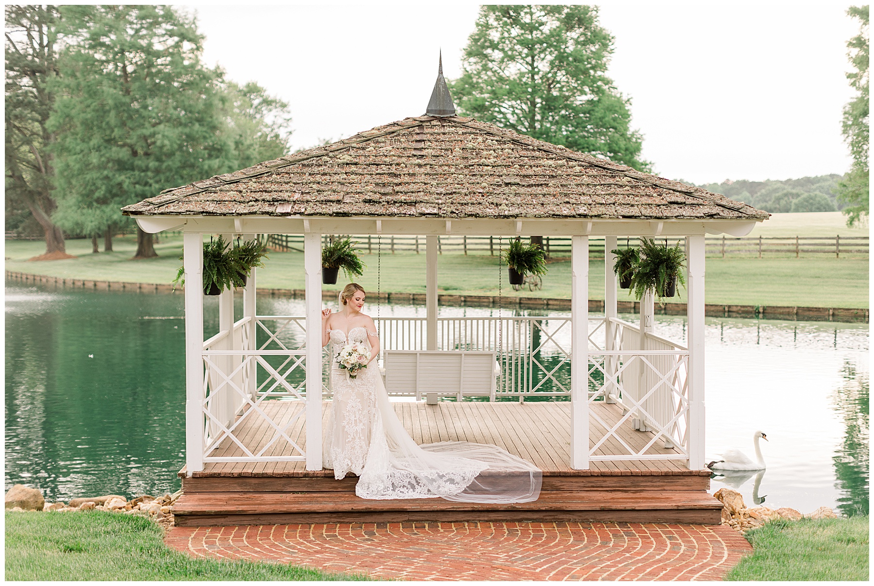 Rose Hill Bridal Session - Tiffany L Johnson Photography - Rose Hill Estate_0021.jpg