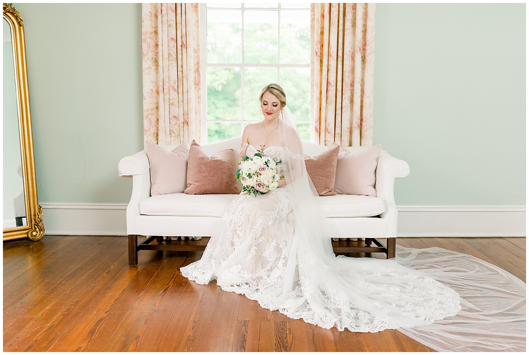 Rose Hill Bridal Session - Tiffany L Johnson Photography - Rose Hill Estate_0026.jpg
