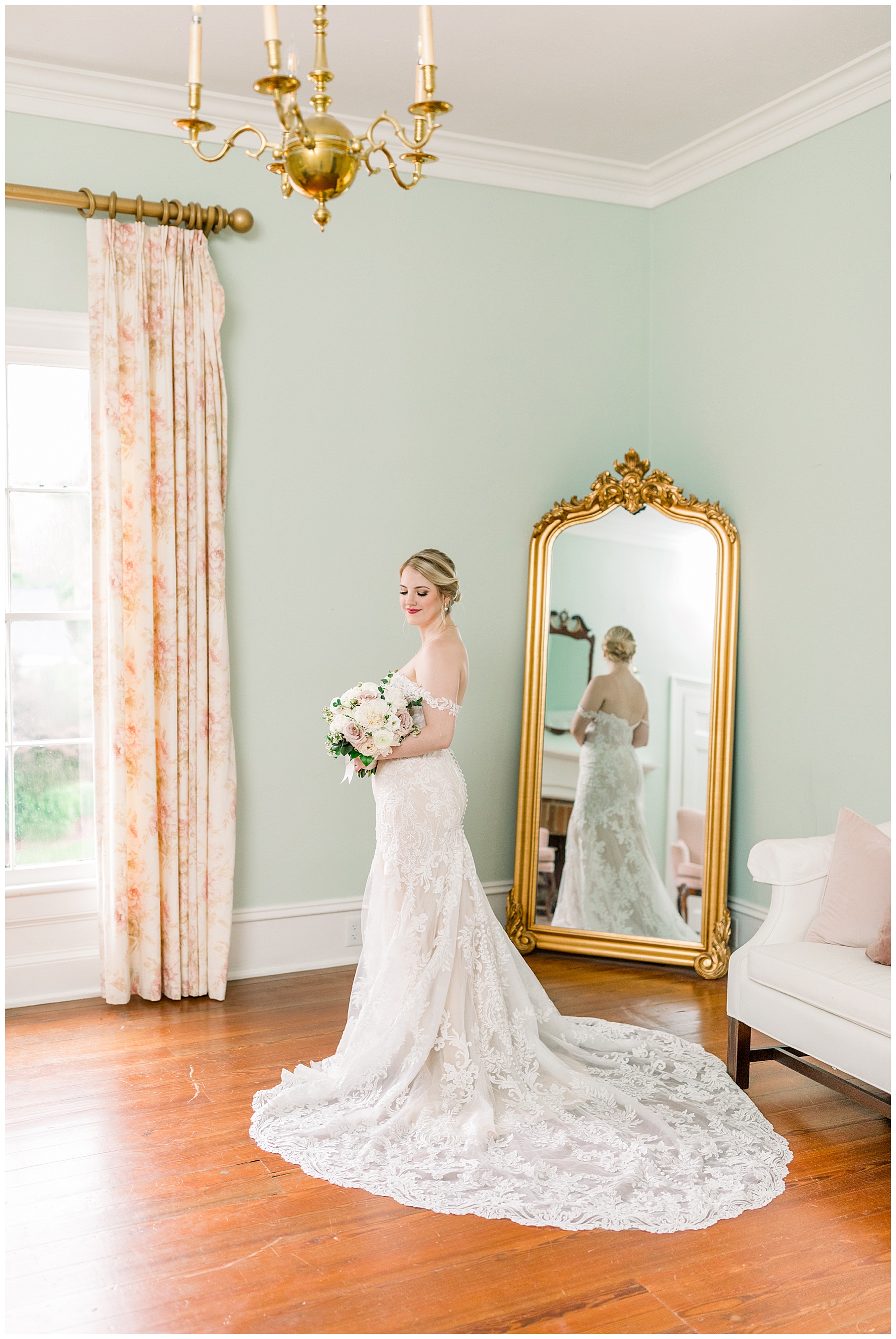 Rose Hill Bridal Session - Tiffany L Johnson Photography - Rose Hill Estate_0032.jpg