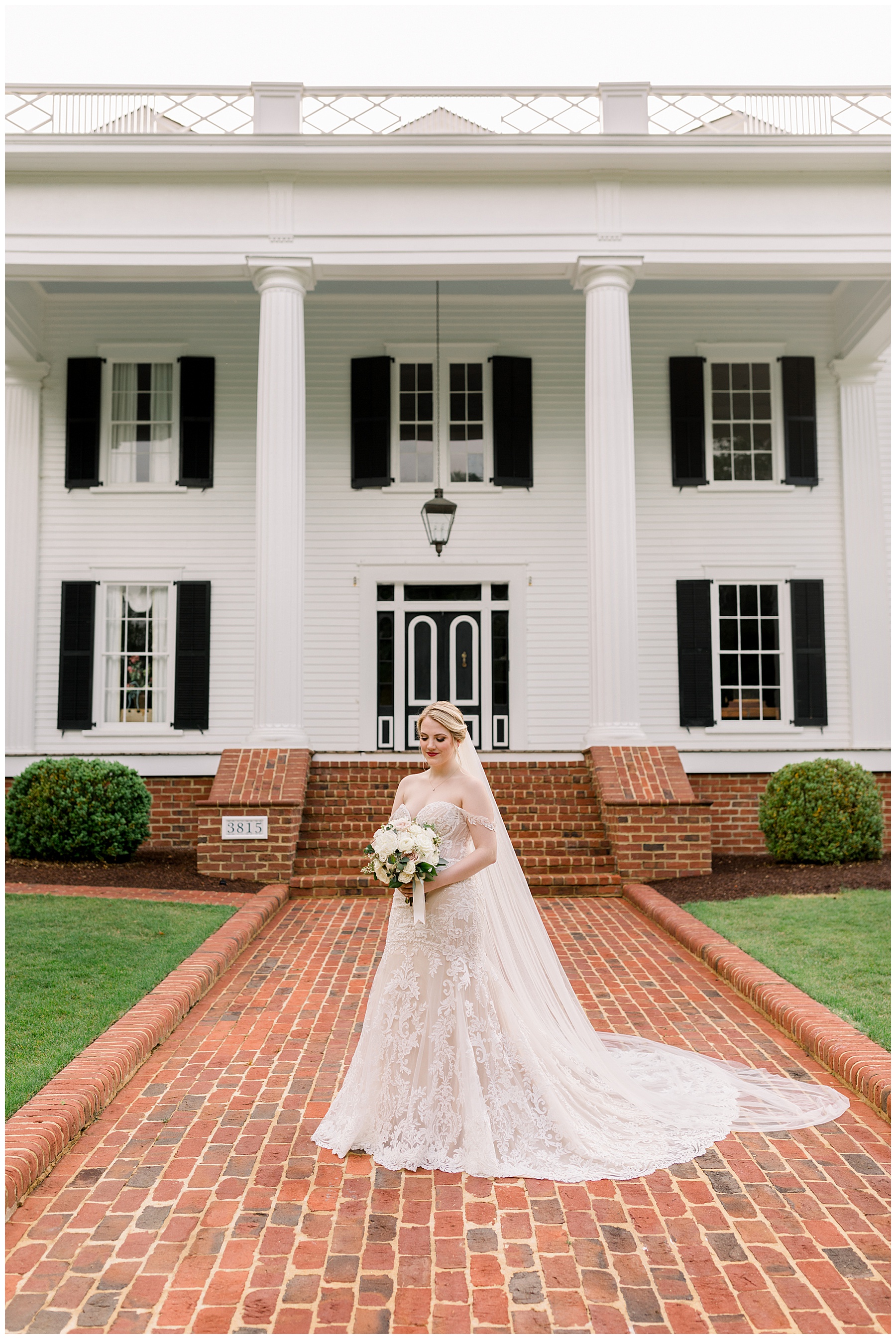 Rose Hill Bridal Session - Tiffany L Johnson Photography - Rose Hill Estate_0058.jpg