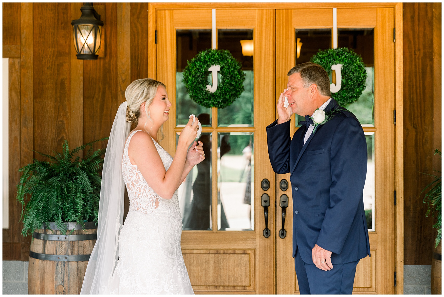 The Barn at Broadslab wedding day - tiffany l johnson photography_0036