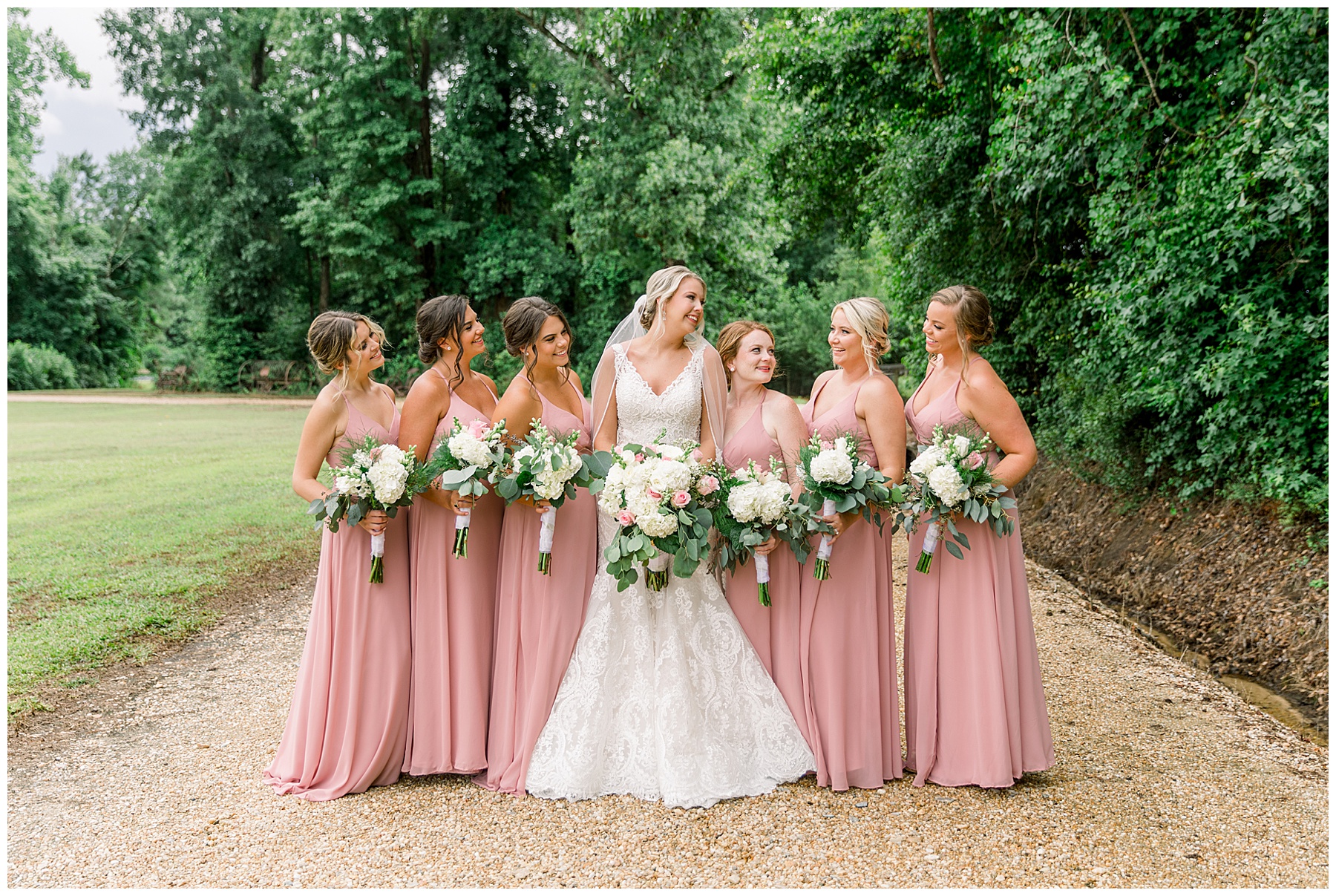 The Barn at Broadslab wedding day - tiffany l johnson photography_0041