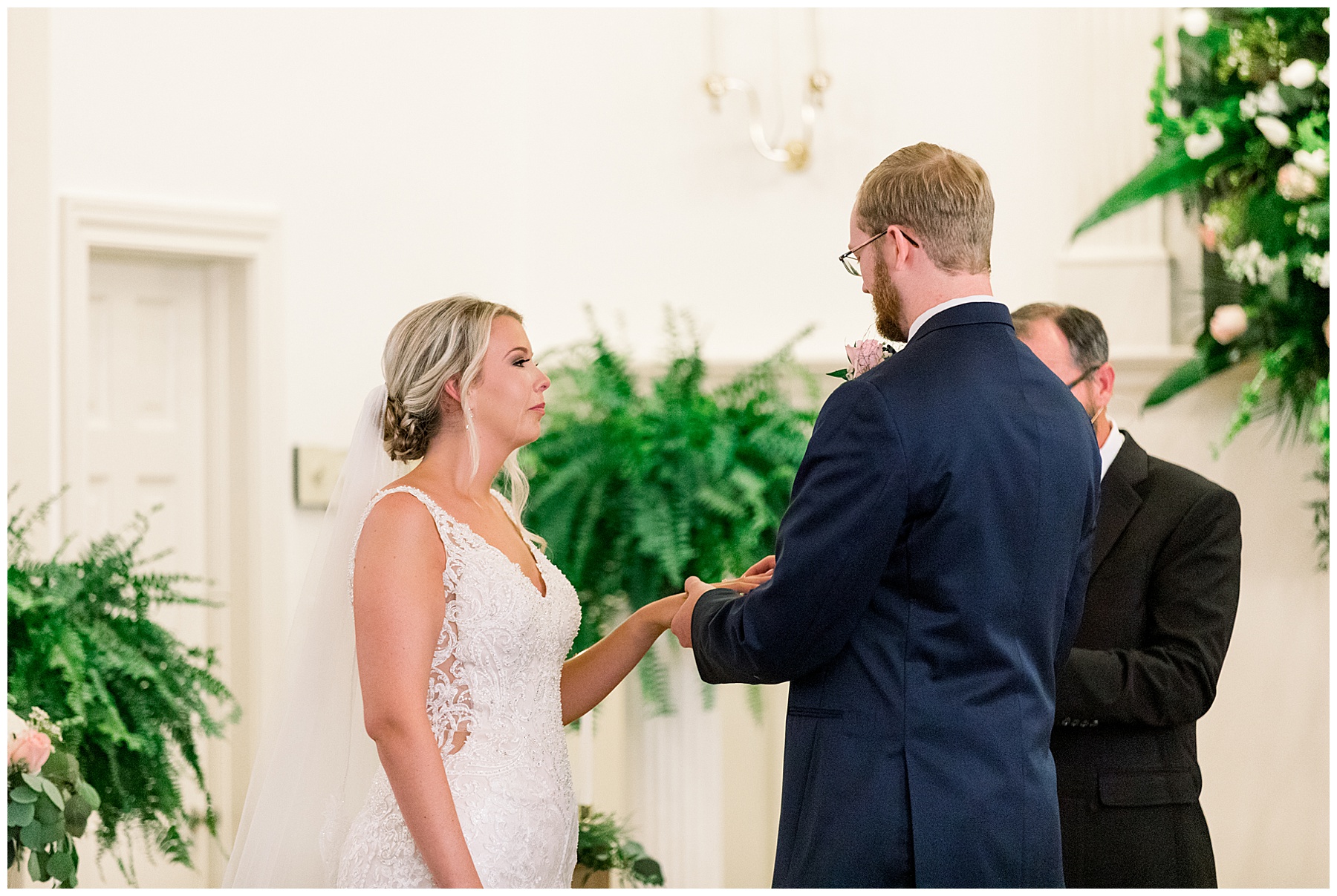 The Barn at Broadslab wedding day - tiffany l johnson photography_0081